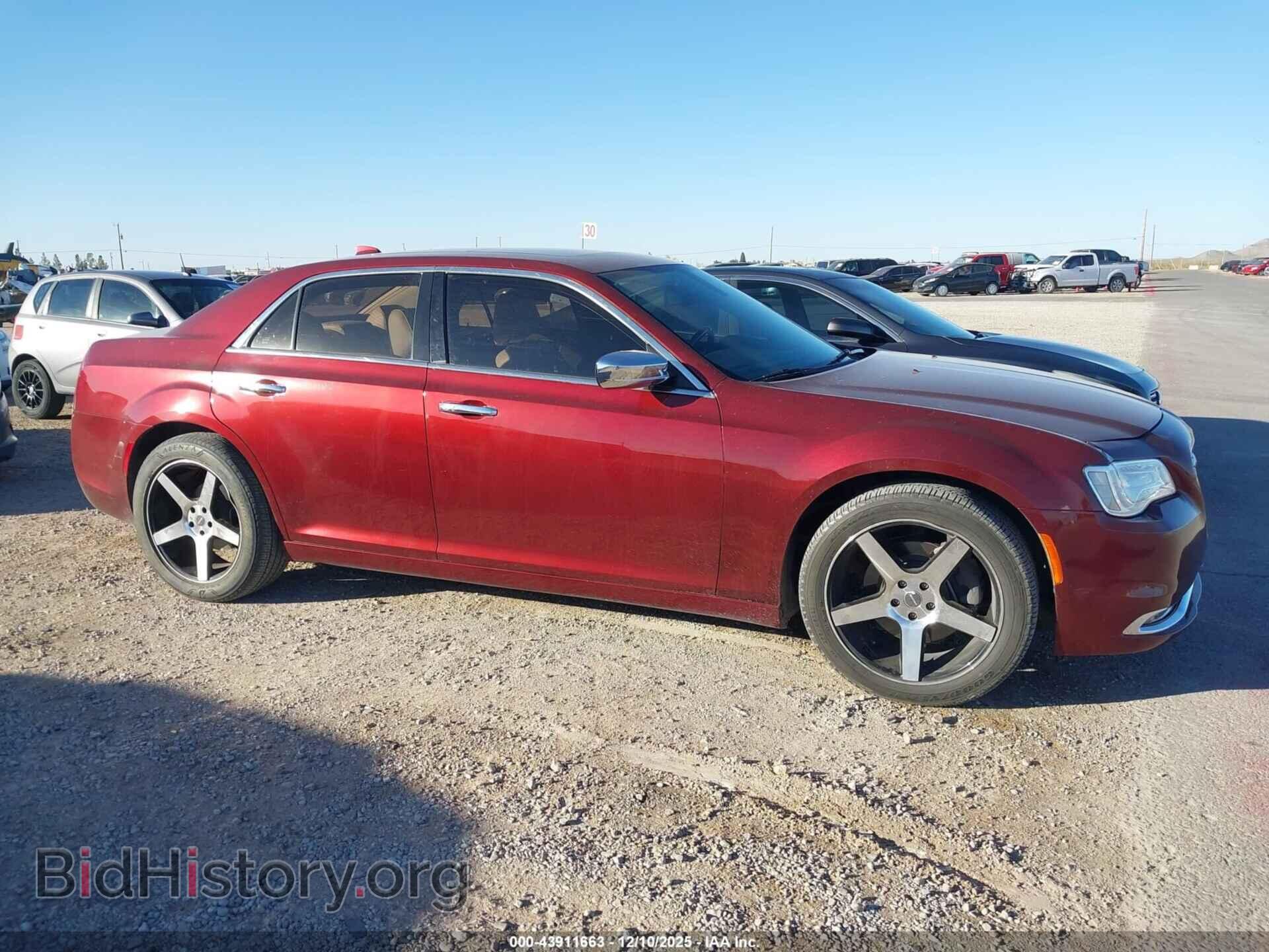 2017 CHRYSLER 300C - VIN: 2C3CCAKG2HH512410 - Фото 13