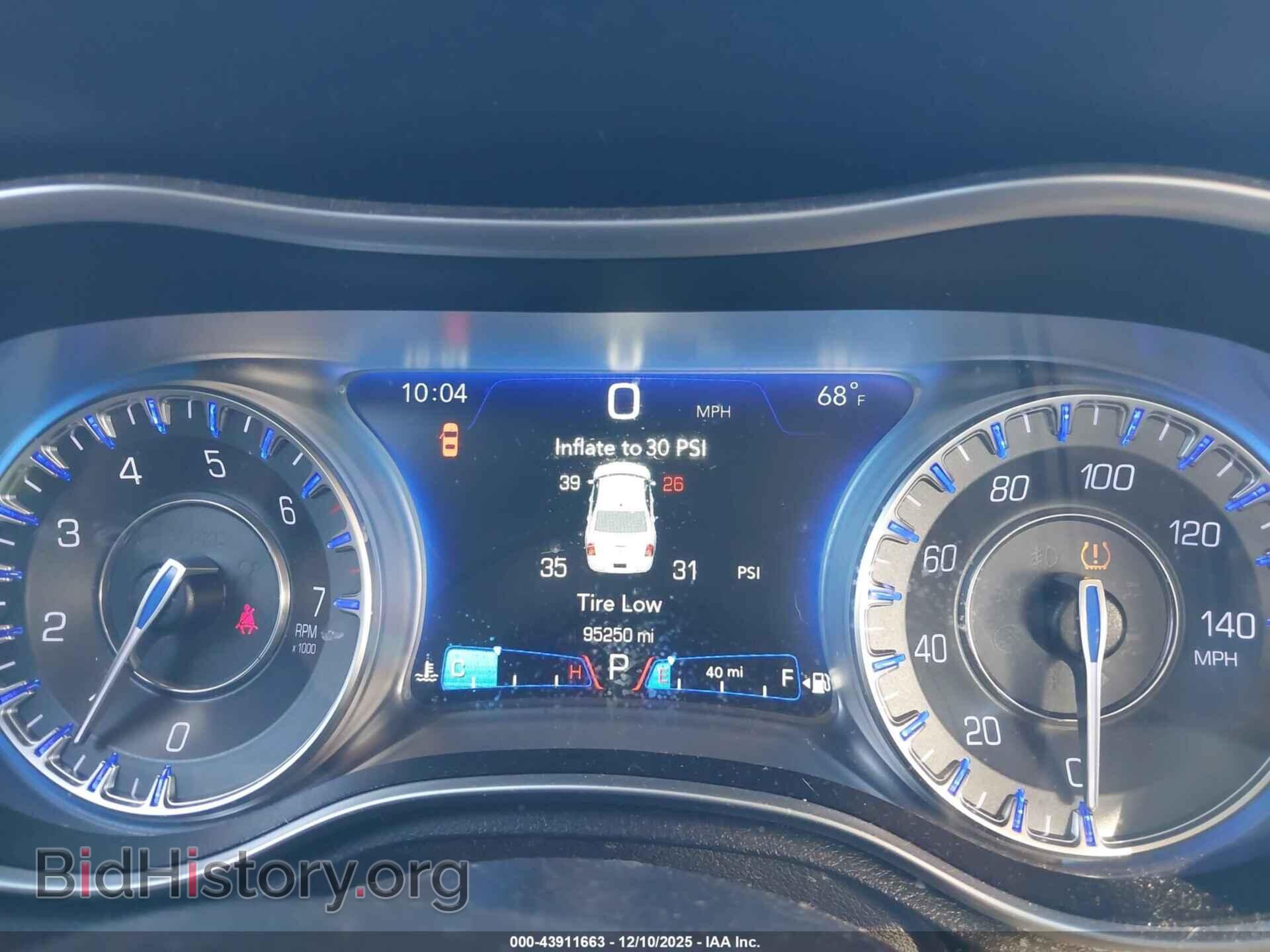 2017 CHRYSLER 300C - VIN: 2C3CCAKG2HH512410 - Фото 7