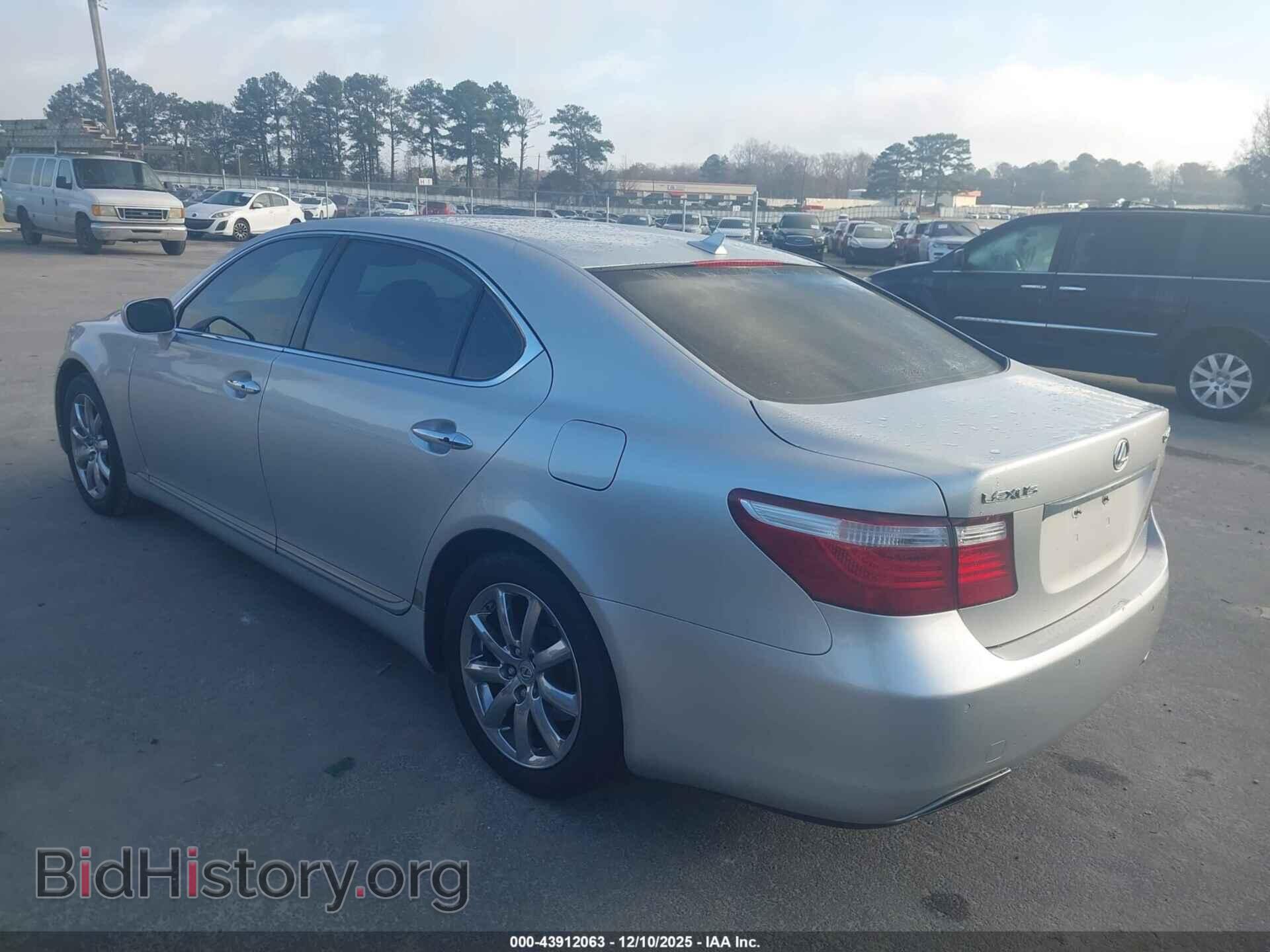 2007 LEXUS LS 460 - VIN: JTHGL46FX75014797 - Photo 3