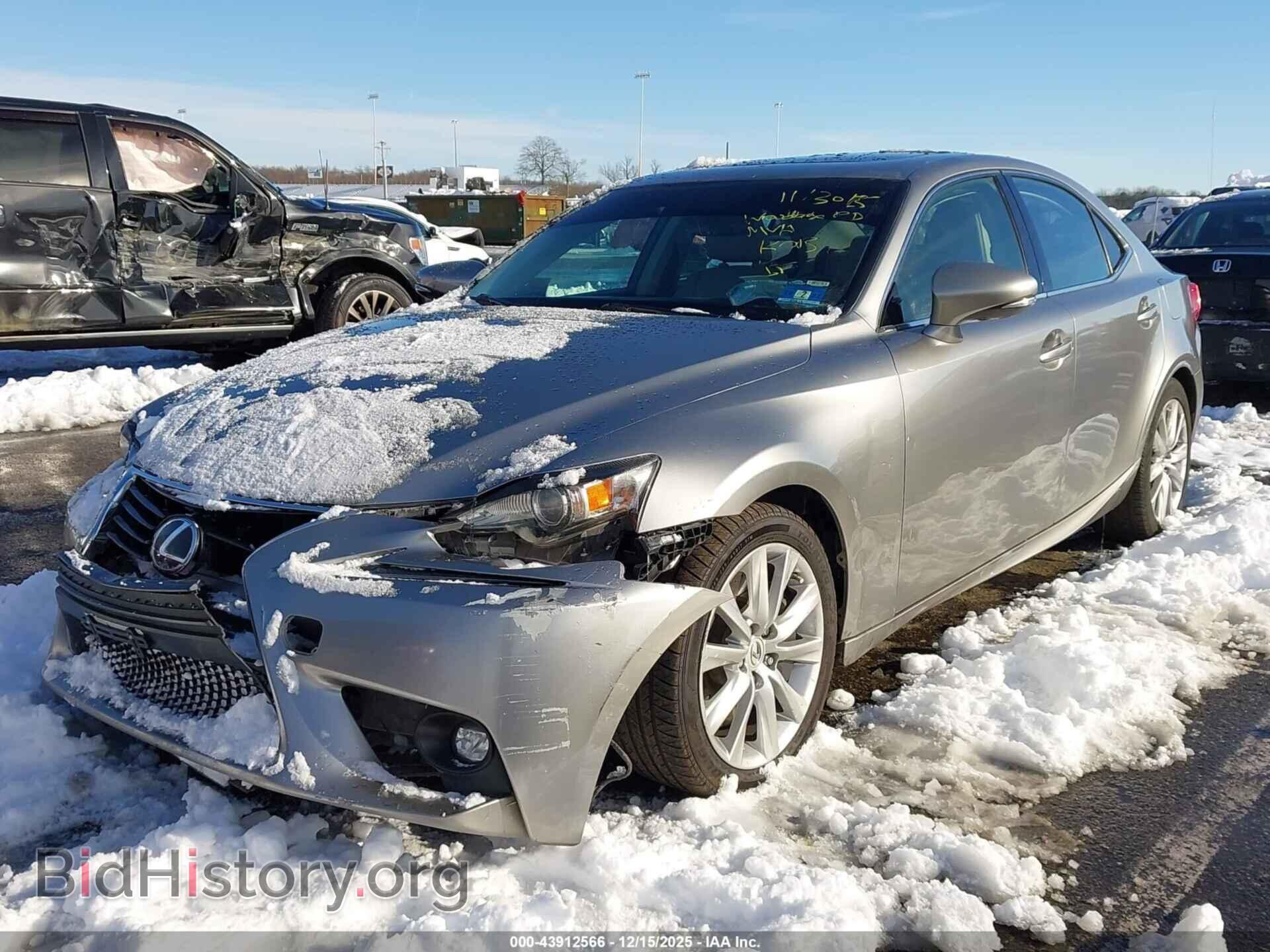 2016 LEXUS IS 300 - VIN: JTHCM1D25G5006357 - Фото 2