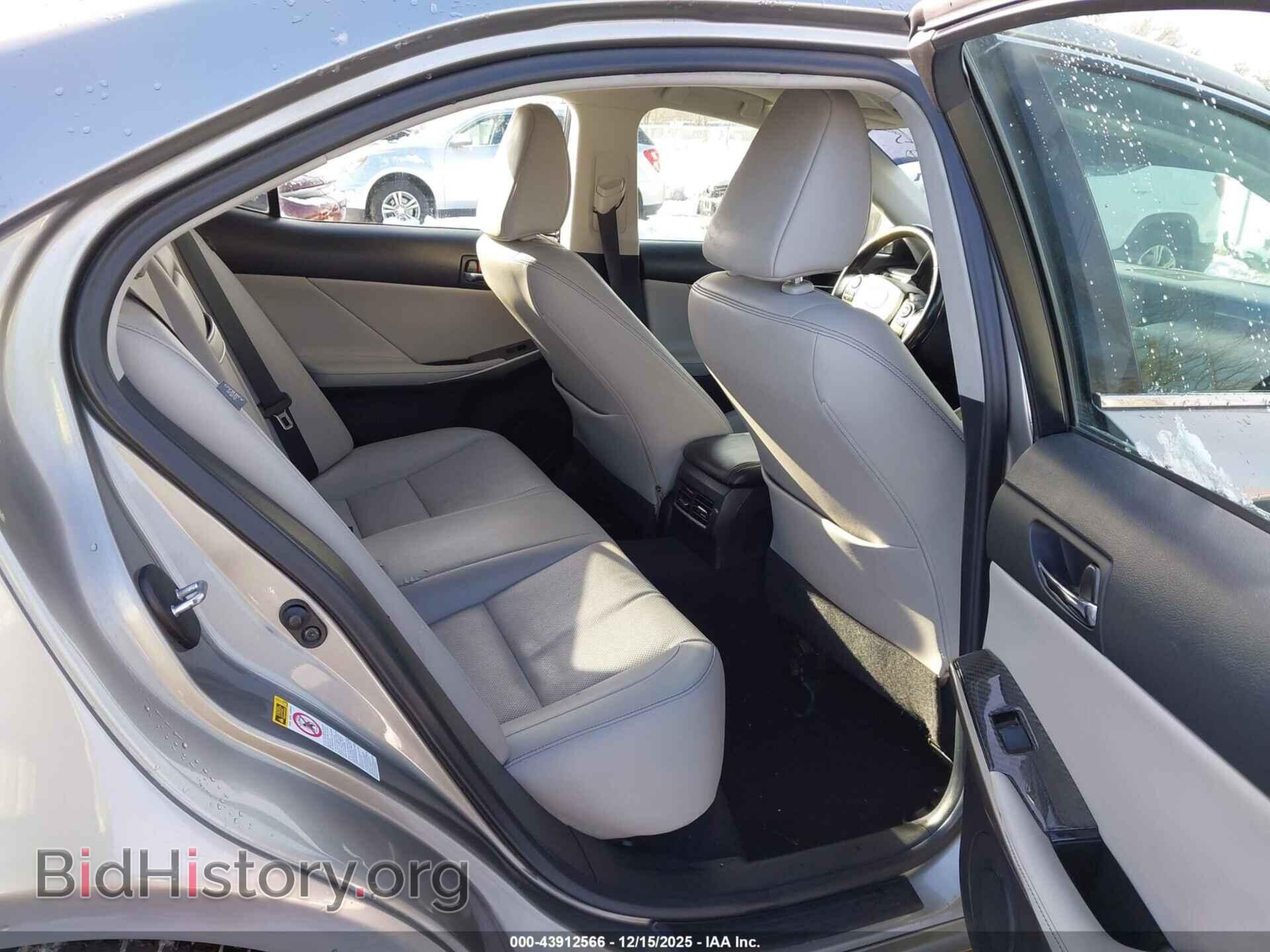 2016 LEXUS IS 300 - VIN: JTHCM1D25G5006357 - Фото 8