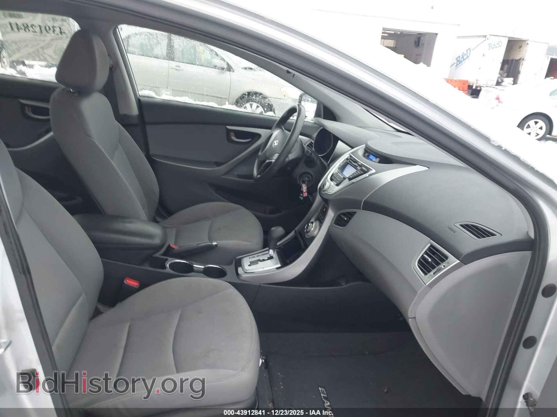2012 HYUNDAI ELANTRA - VIN: 5NPDH4AE1CH104094 - Фото 5