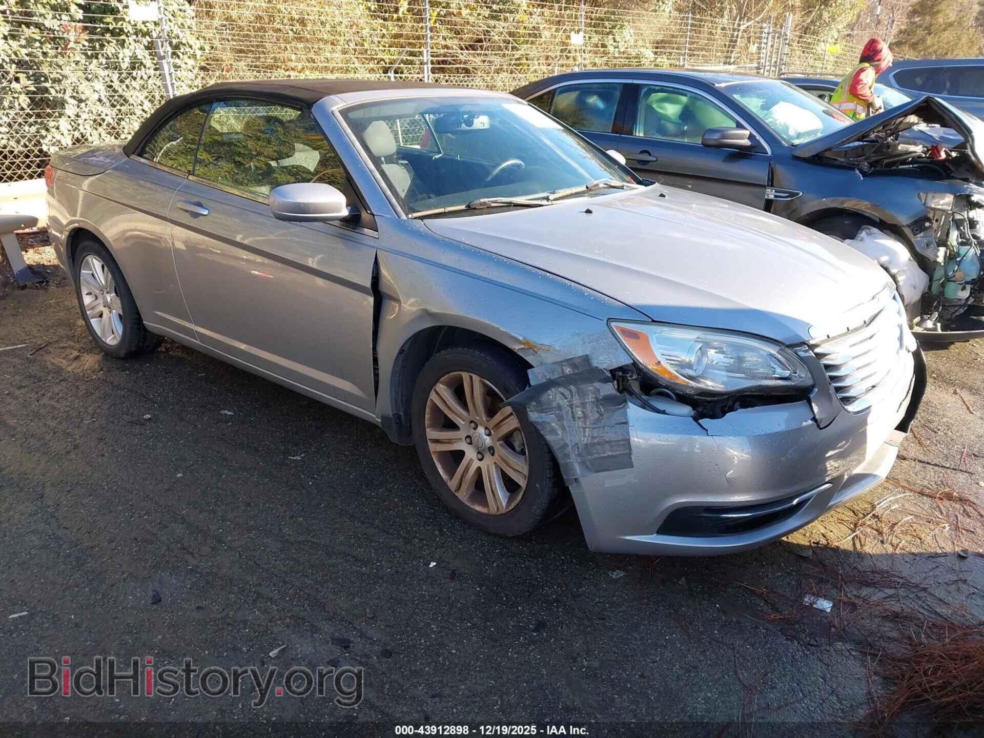 Photo 1C3BCBEB7DN716381 - CHRYSLER 200 2013