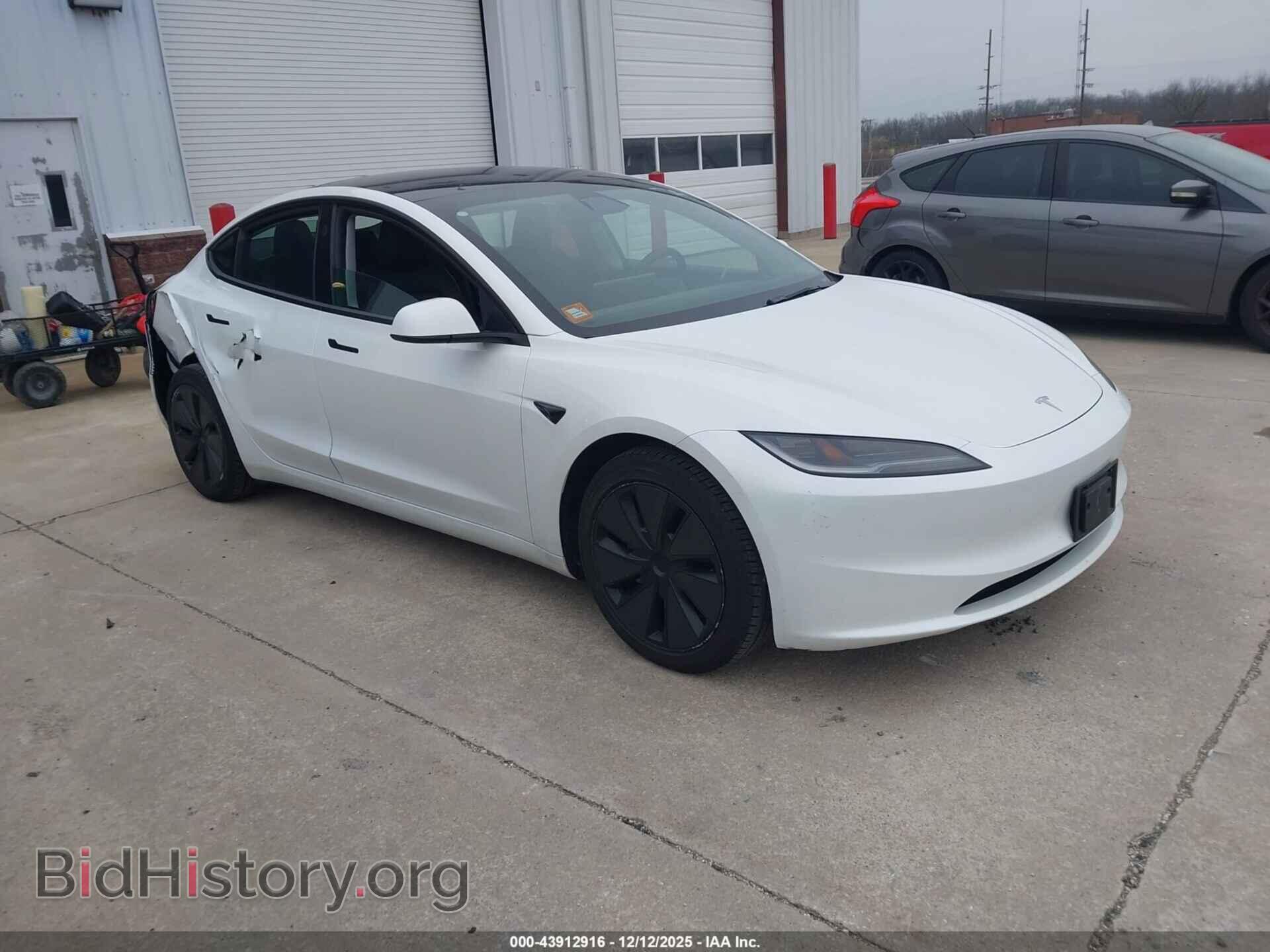 Фотография 5YJ3E1EA9RF718652 - TESLA MODEL 3 2024