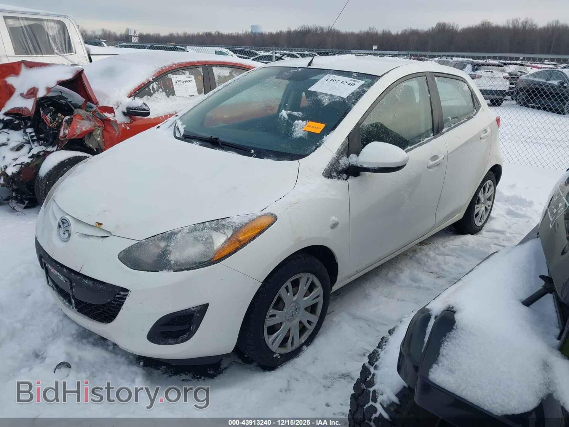 2014 MAZDA MAZDA2 - VIN: JM1DE1KZ2E0183817 - Фото 2