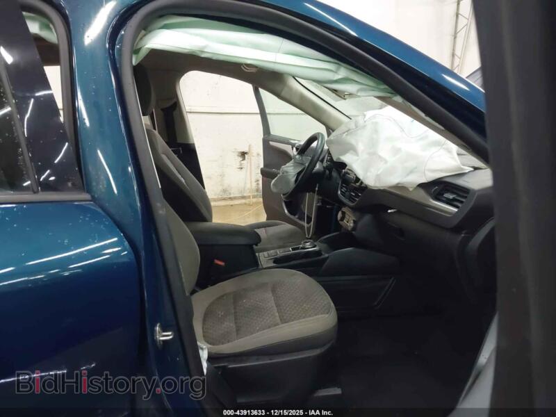 2020 Ford ESCAPE (VIN 1FMCU9G68LUA72444) — photo 5 of 16