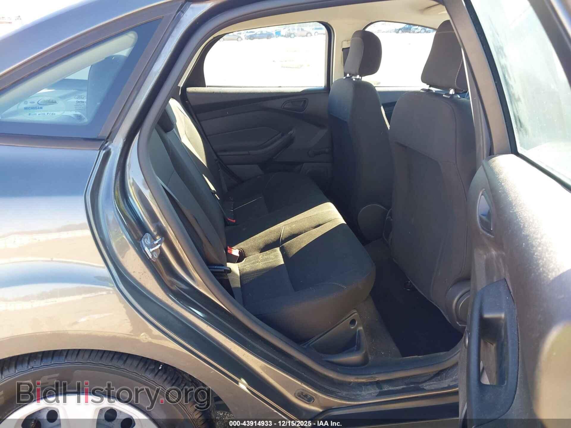 2017 FORD FOCUS - VIN: 1FADP3E23HL253807 - Фото 8