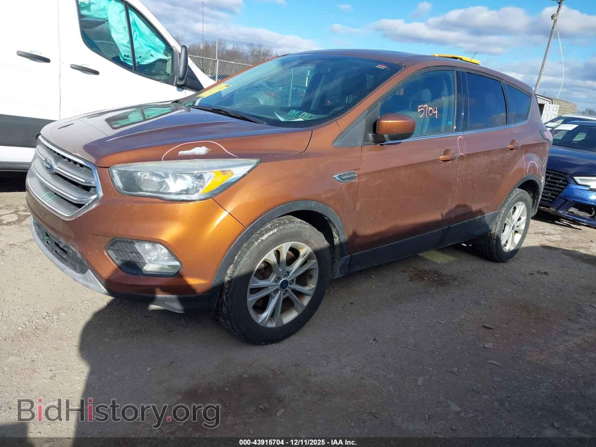 2017 FORD ESCAPE - VIN: 1FMCU9G9XHUB16428 - Фото 2