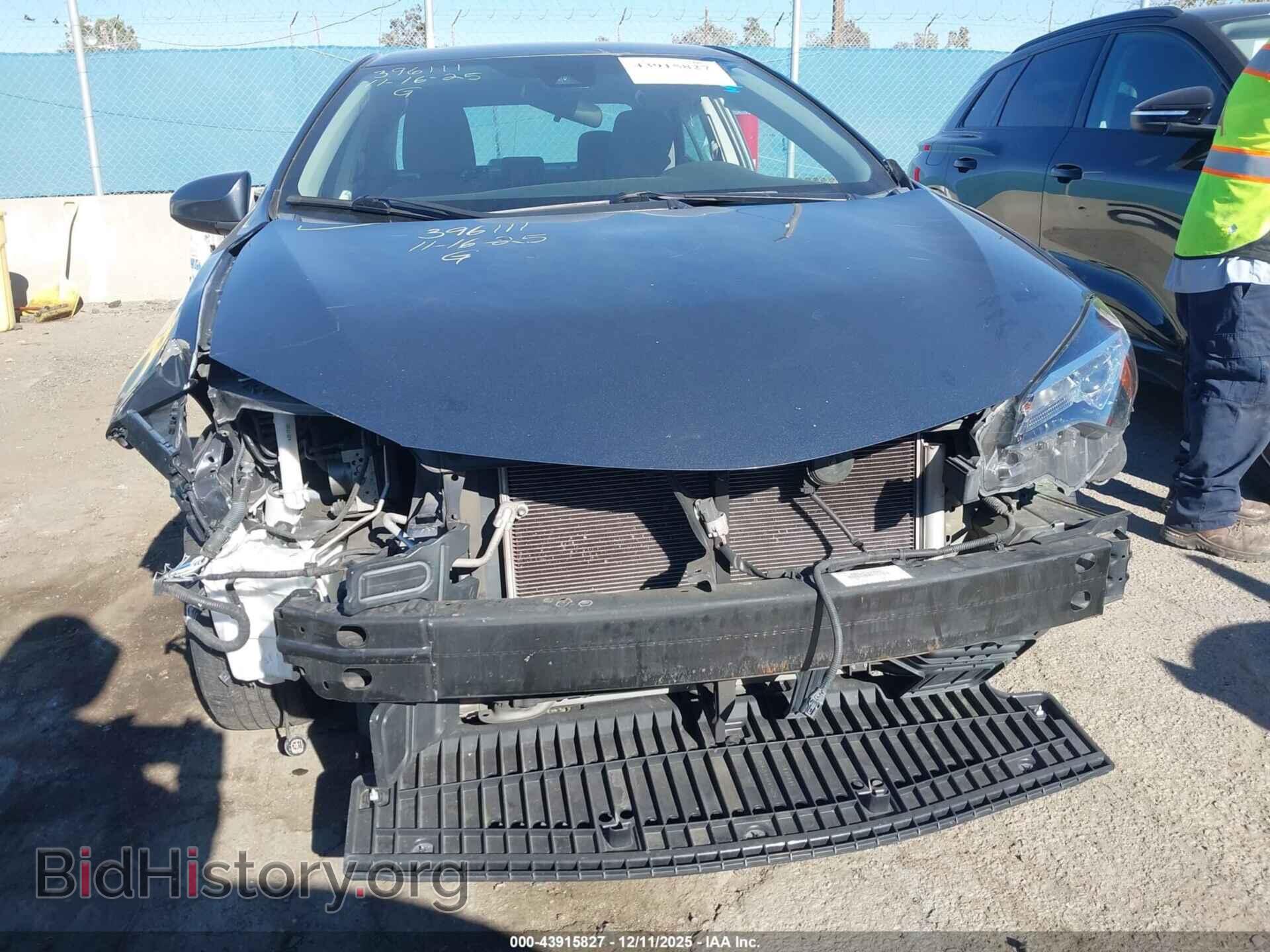 2017 TOYOTA COROLLA - VIN: 5YFBURHE3HP657779 - Фото 13