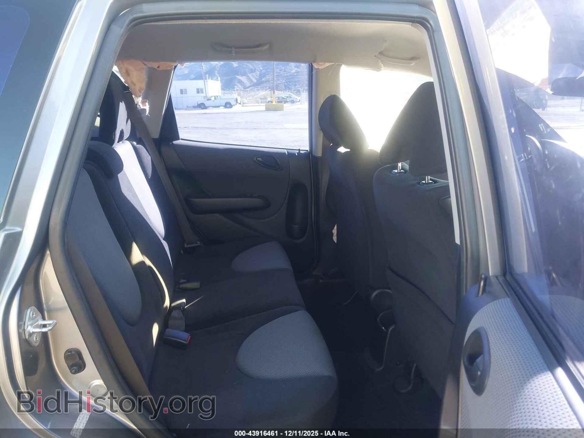 2007 HONDA FIT - VIN: JHMGD37657S005318 - Фото 8