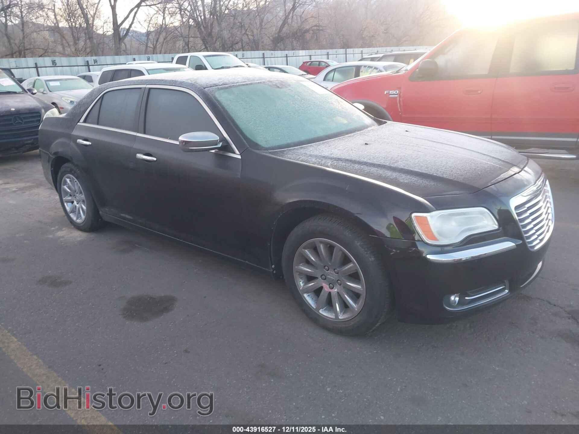 Photo 2C3CA5CG3BH564325 - CHRYSLER 300 2011