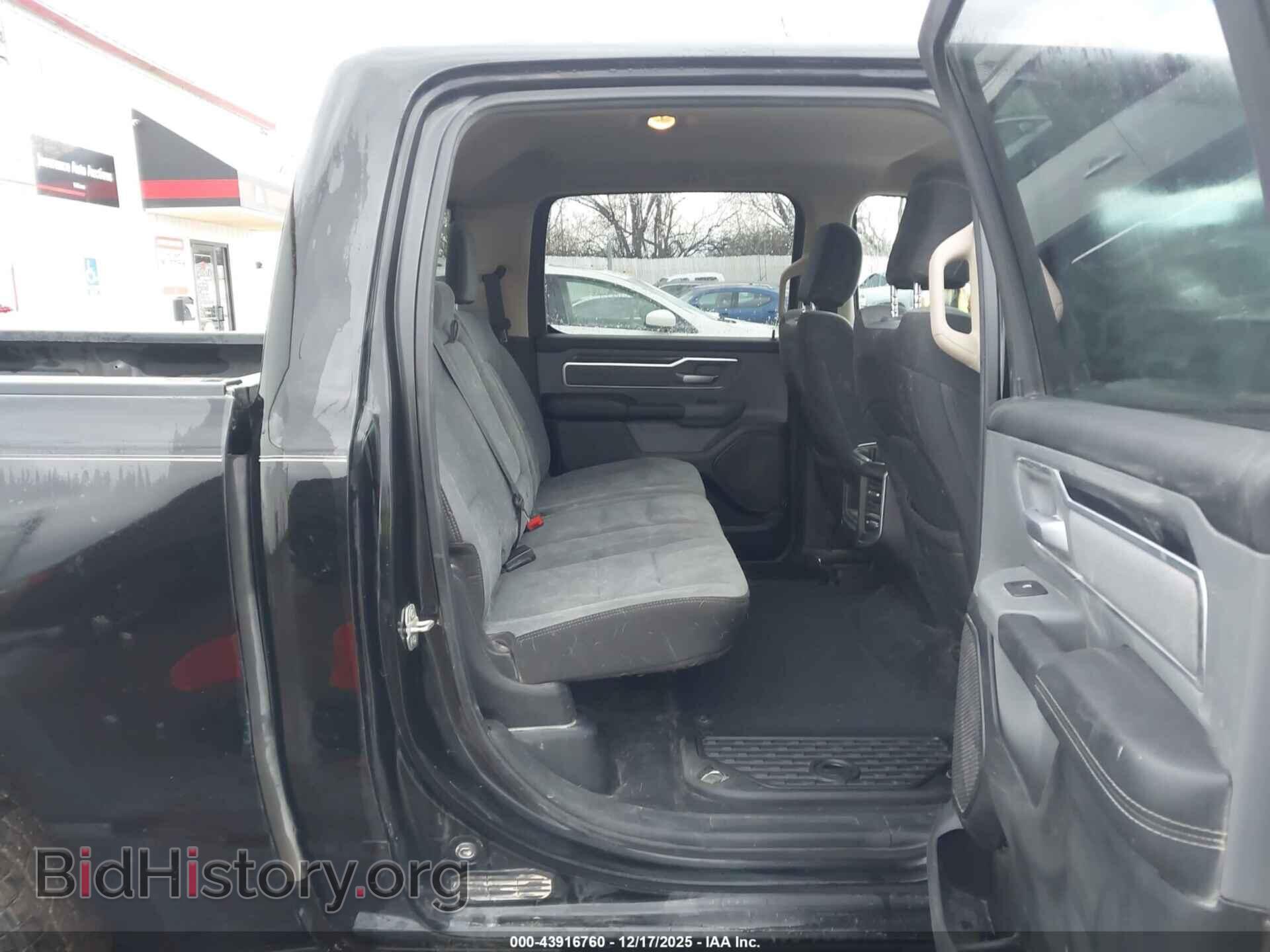 2019 RAM 1500 - VIN: 1C6SRFFT5KN783980 - Фото 8