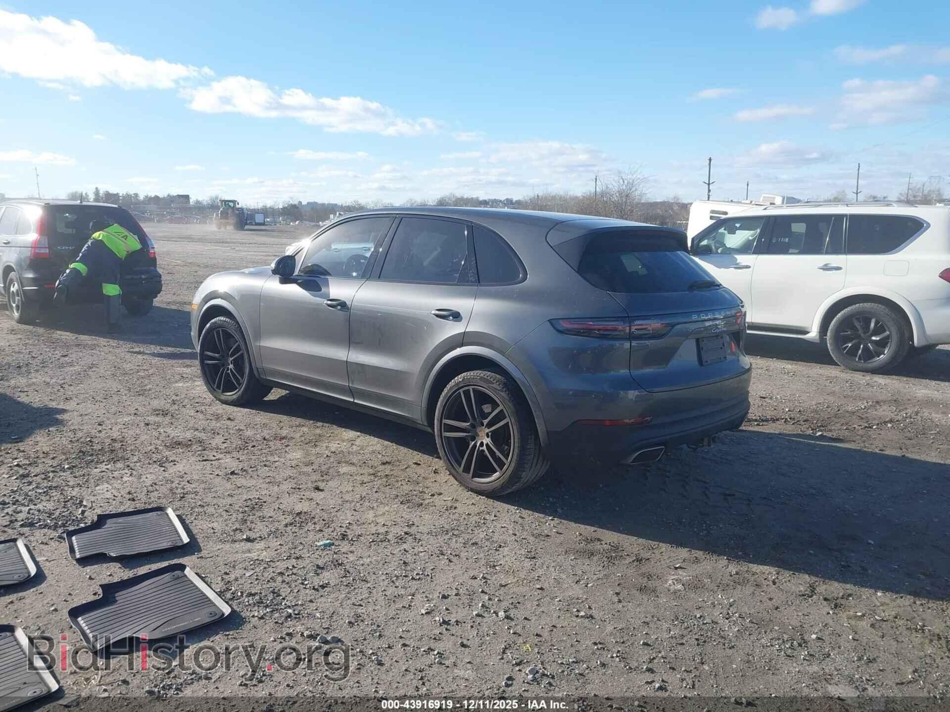 2021 PORSCHE CAYENNE - VIN: WP1AA2AY2MDA08230 - Photo 3