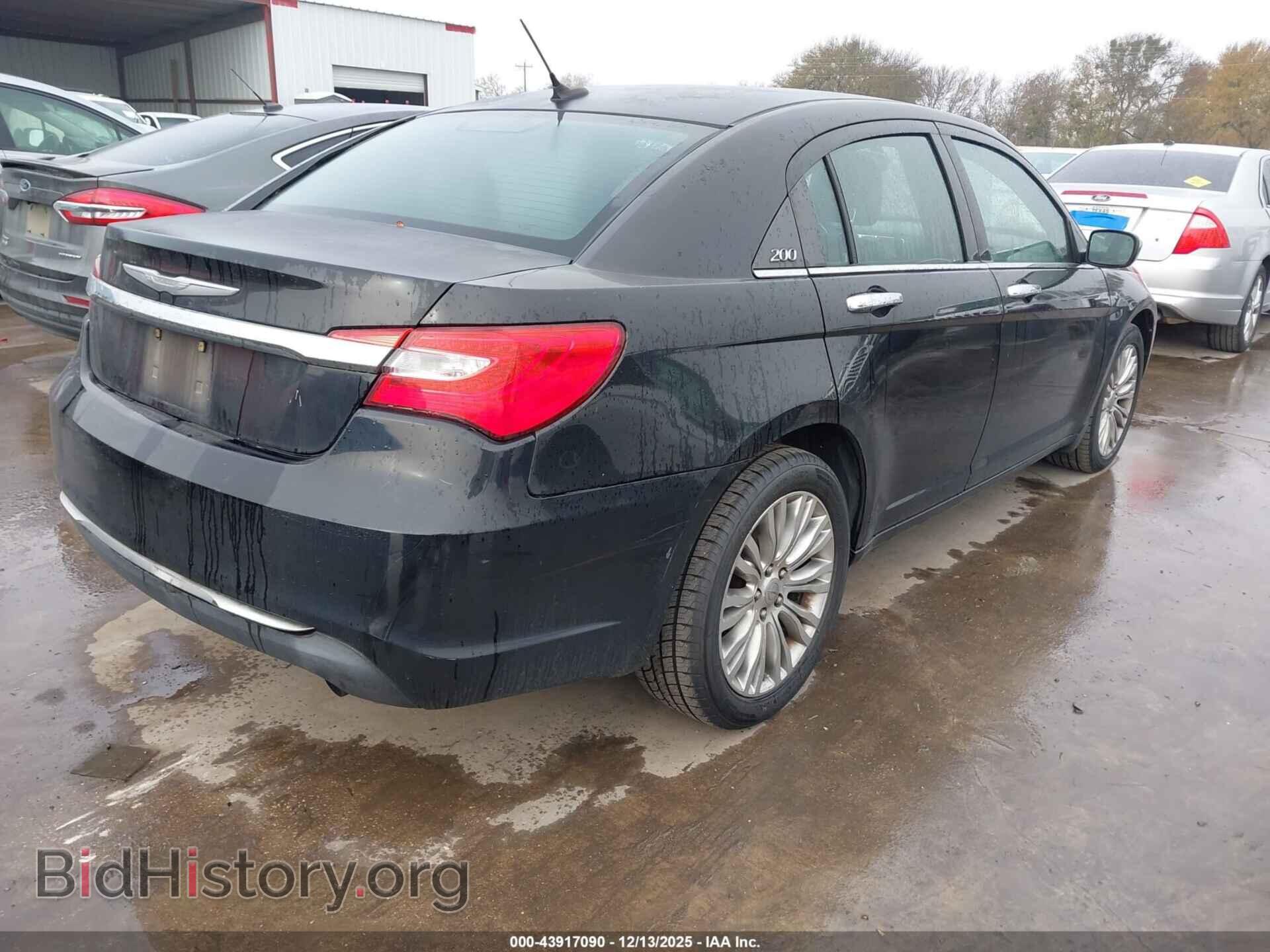 2011 CHRYSLER 200 - VIN: 1C3BC2FB5BN600141 - Photo 4