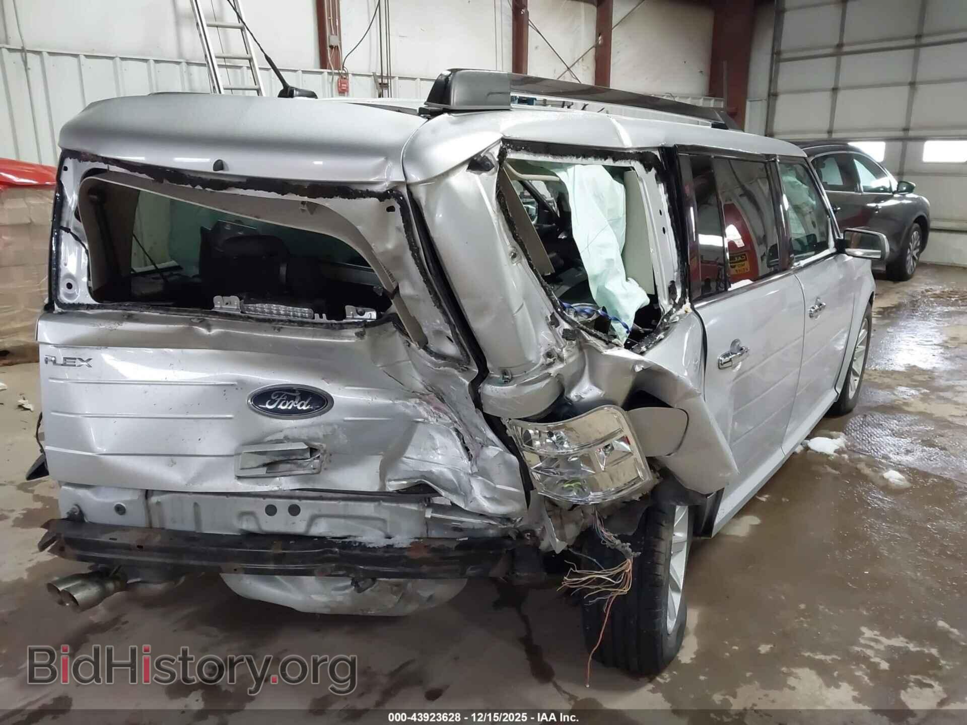 2011 FORD FLEX - VIN: 2FMGK5CC2BBD10742 - Photo 4