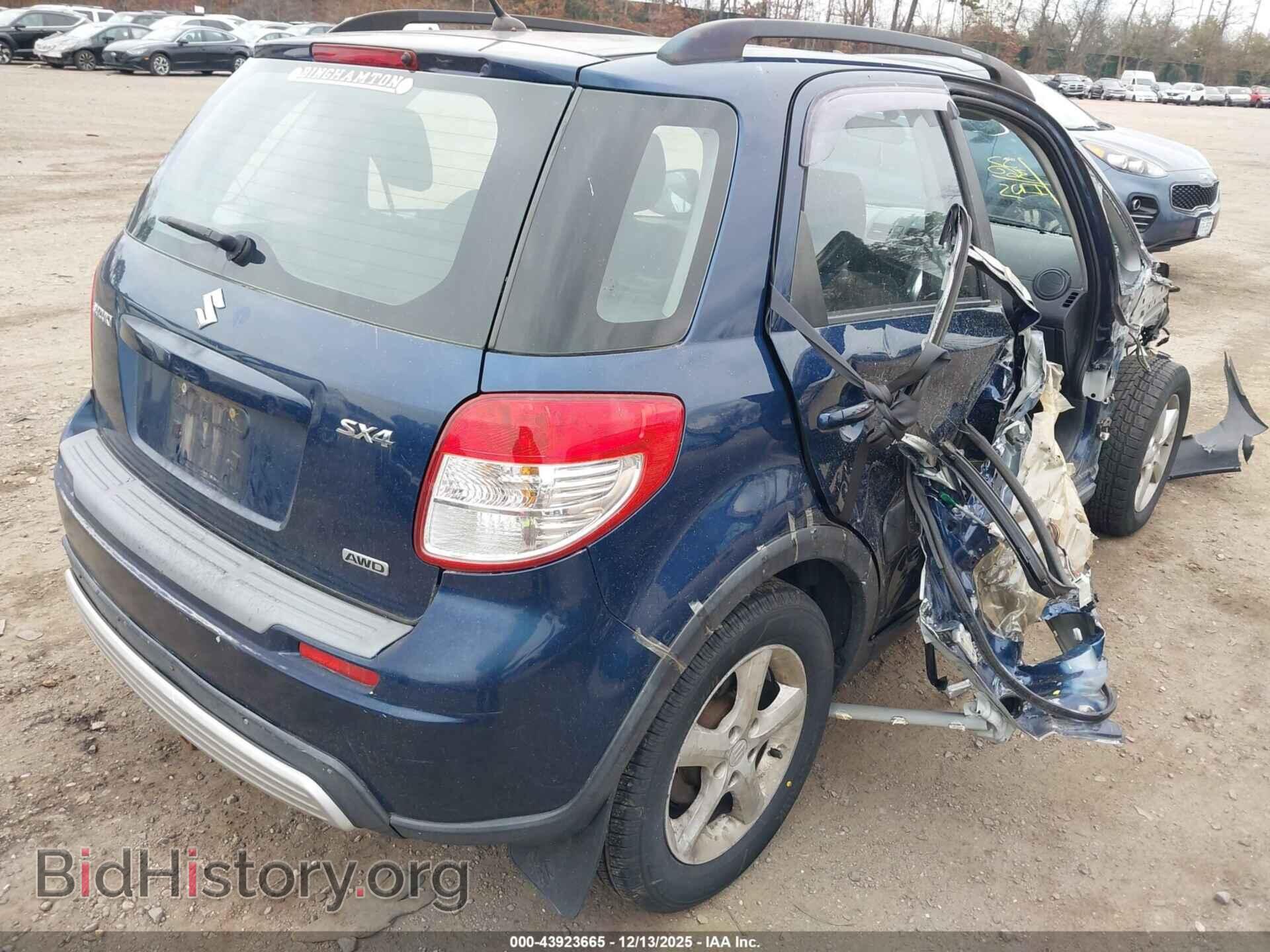 2010 SUZUKI SX4 - VIN: JS2YB5A35A6310104 - Photo 4