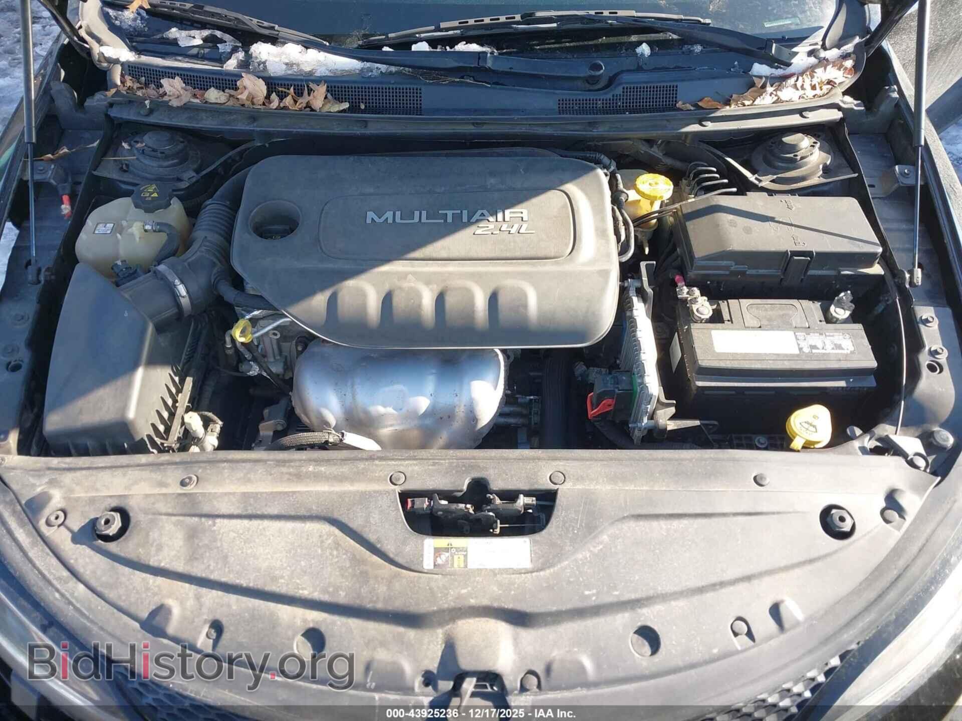2015 CHRYSLER 200 - VIN: 1C3CCCBB2FN614858 - Фото 10