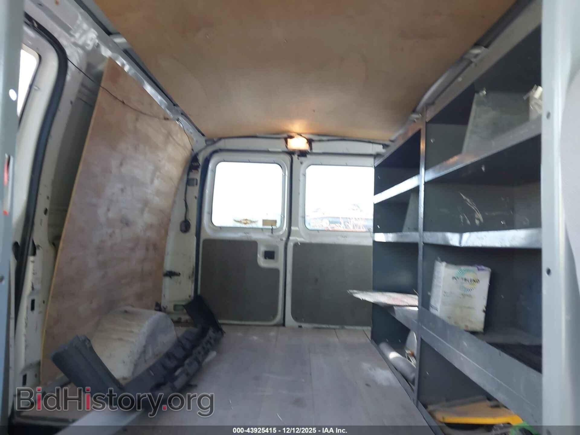 2011 FORD E-250 - VIN: 1FTNE2EW1BDB27111 - Фото 8