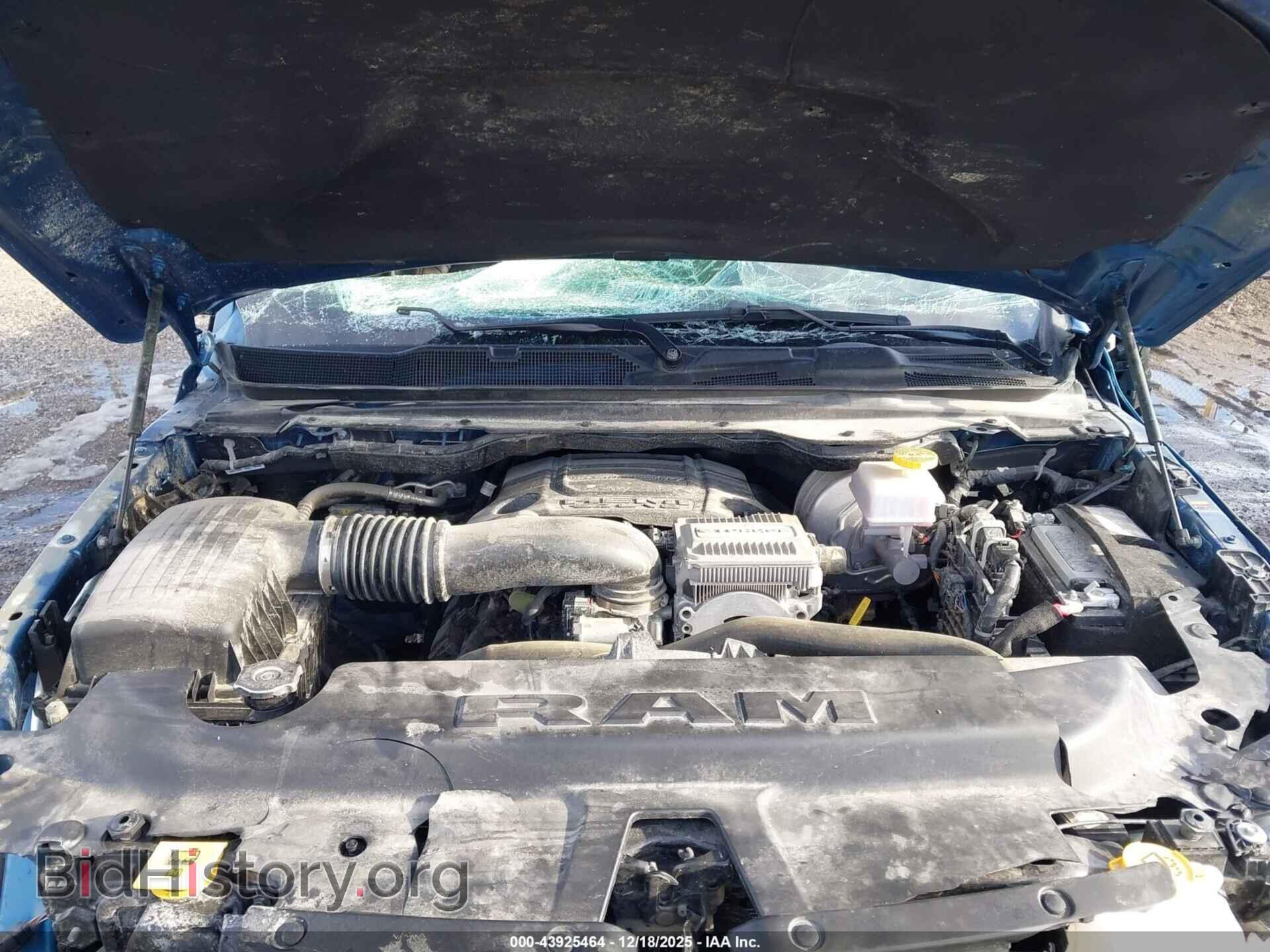 2024 RAM 1500 - VIN: 1C6SRFFT5RN233723 - Фото 10