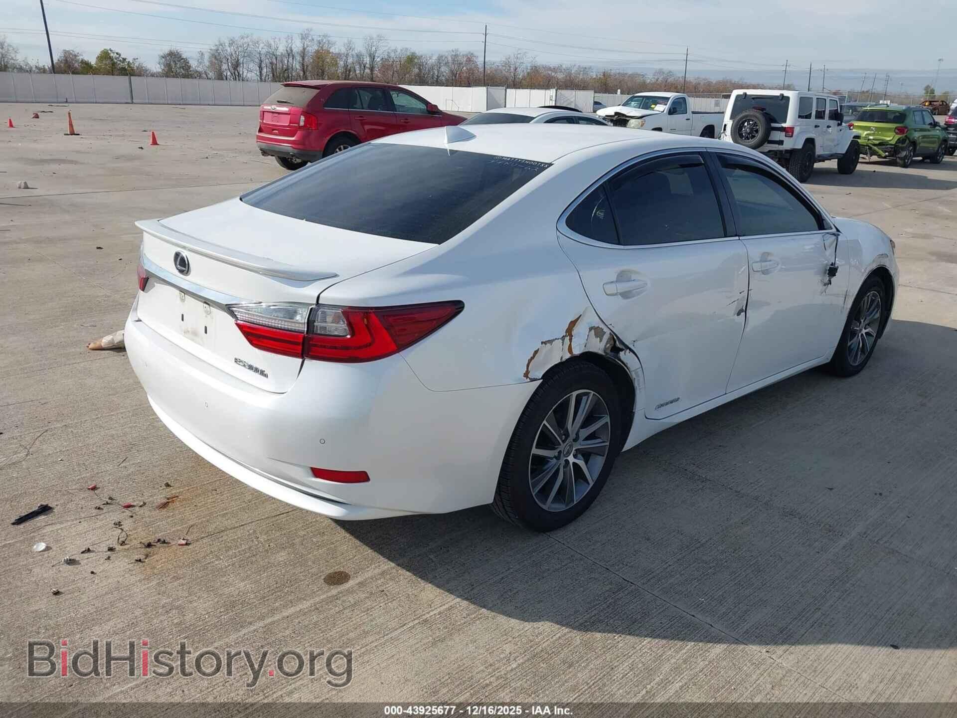2017 LEXUS ES 300H - VIN: JTHBW1GG2H2154420 - Фото 4