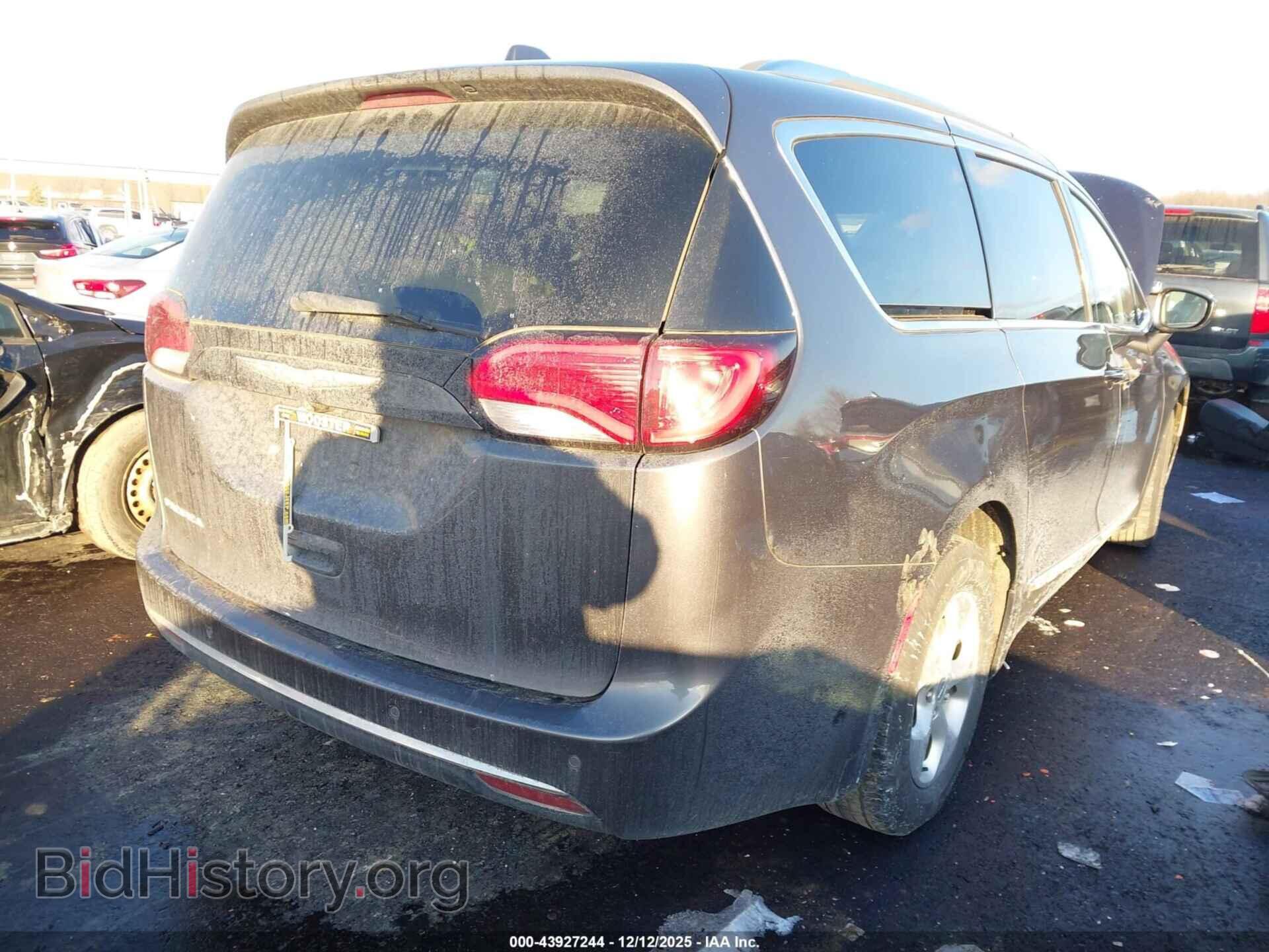 2017 CHRYSLER PACIFICA - VIN: 2C4RC1EG7HR555832 - Фото 4