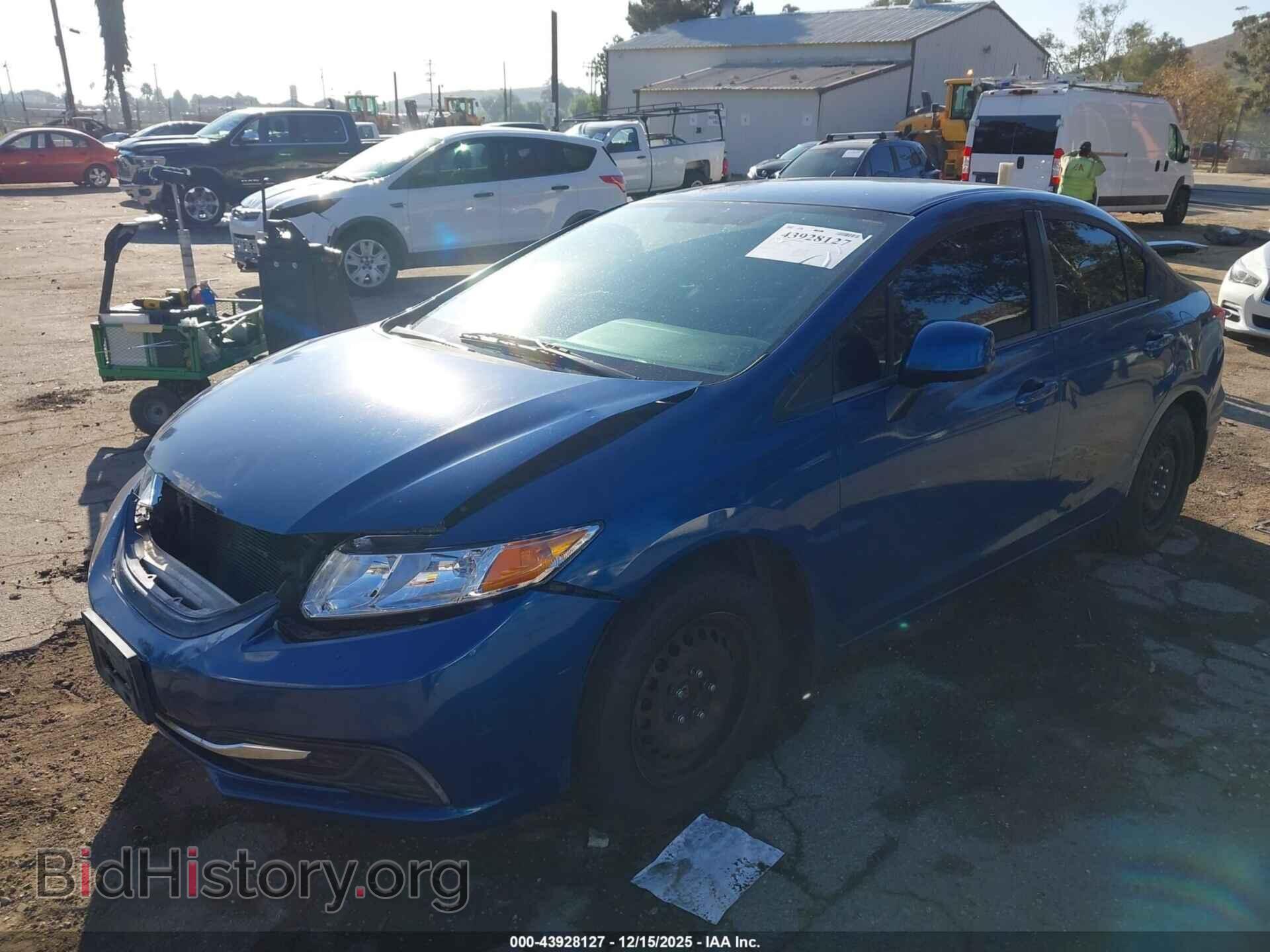 2013 HONDA CIVIC - VIN: 2HGFB2F5XDH507008 - Фото 2