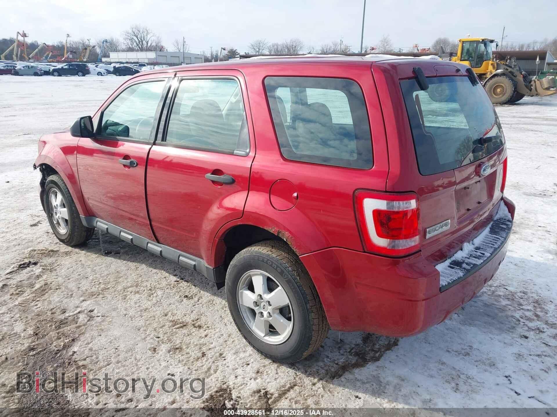 2012 FORD ESCAPE - VIN: 1FMCU0C75CKC52857 - Фото 3