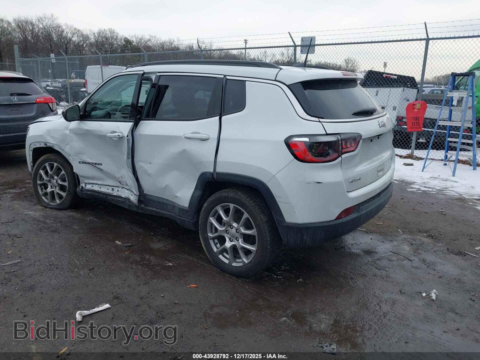 2022 JEEP COMPASS - VIN: 3C4NJDFB7NT133335 - Фото 3