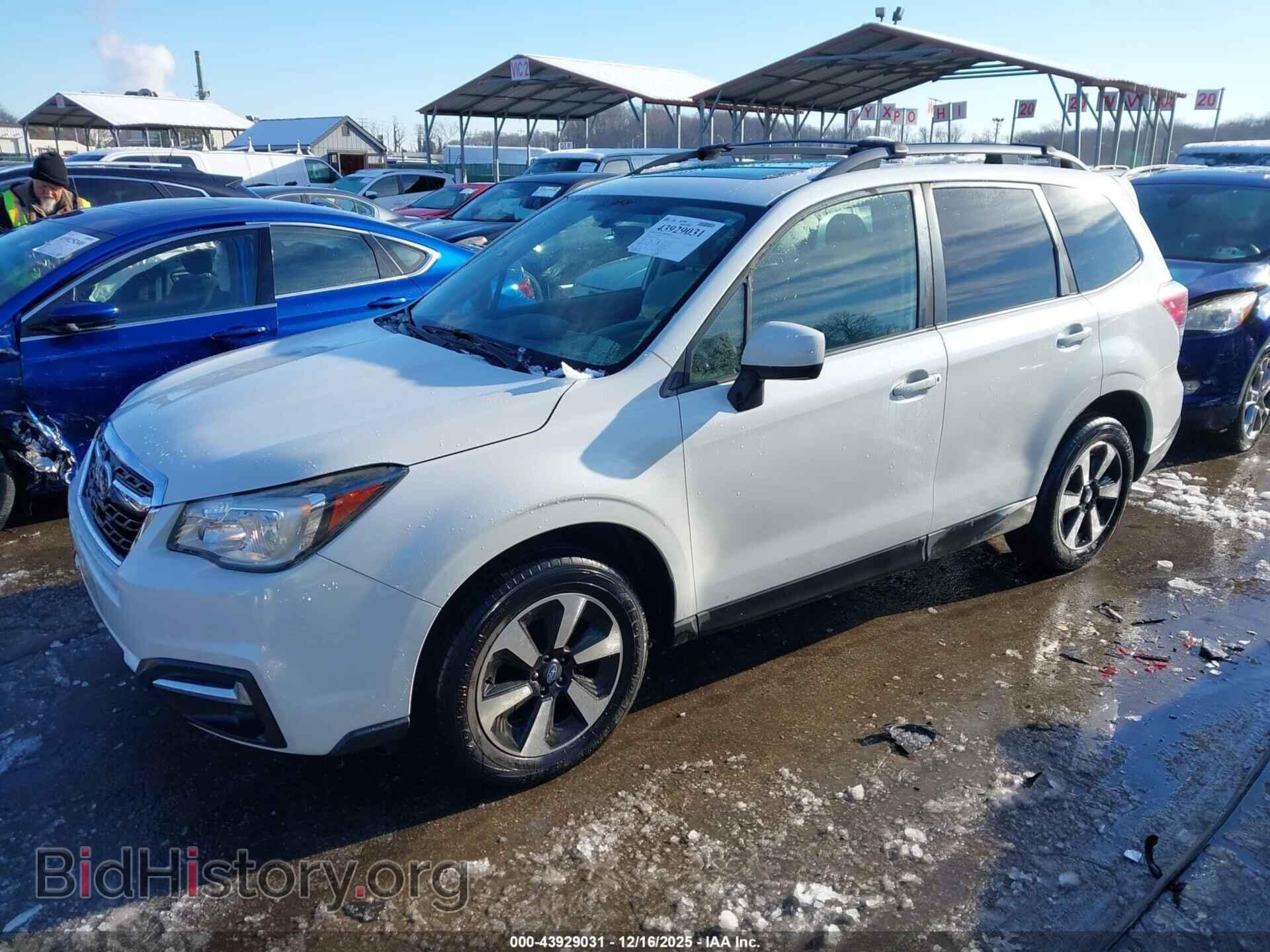 2017 SUBARU FORESTER - VIN: JF2SJAGC0HH461547 - Фото 2