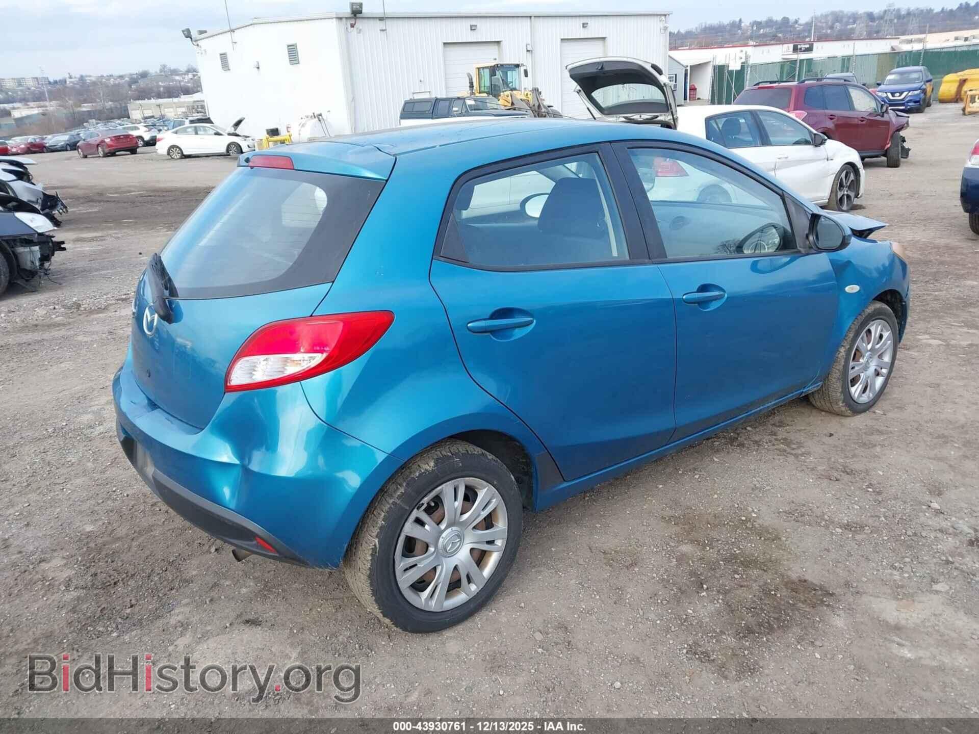 2012 MAZDA MAZDA2 - VIN: JM1DE1KYXC0139746 - Фото 4