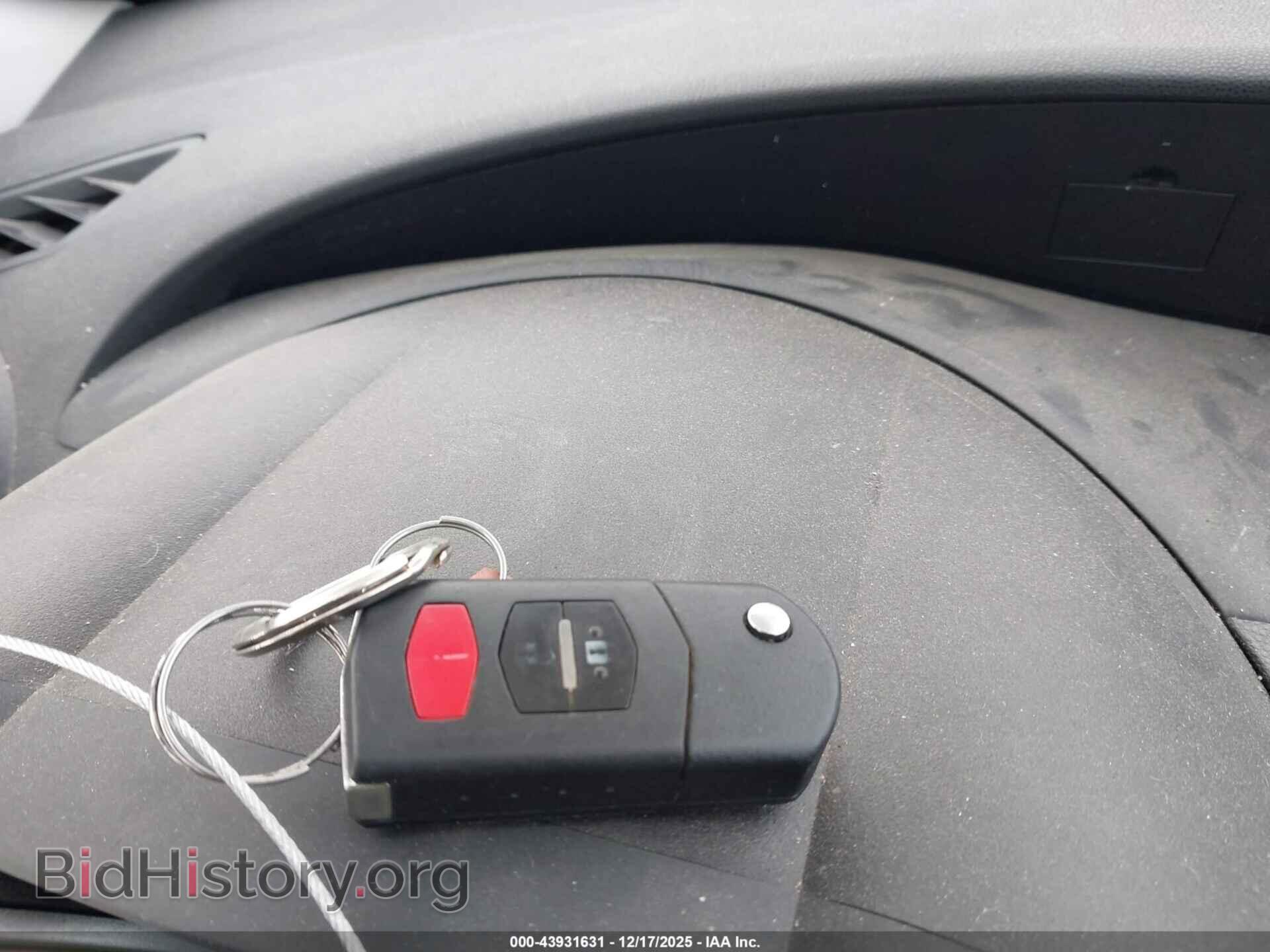 2012 MAZDA MAZDA3 - VIN: JM1BL1M77C1552137 - Фото 11