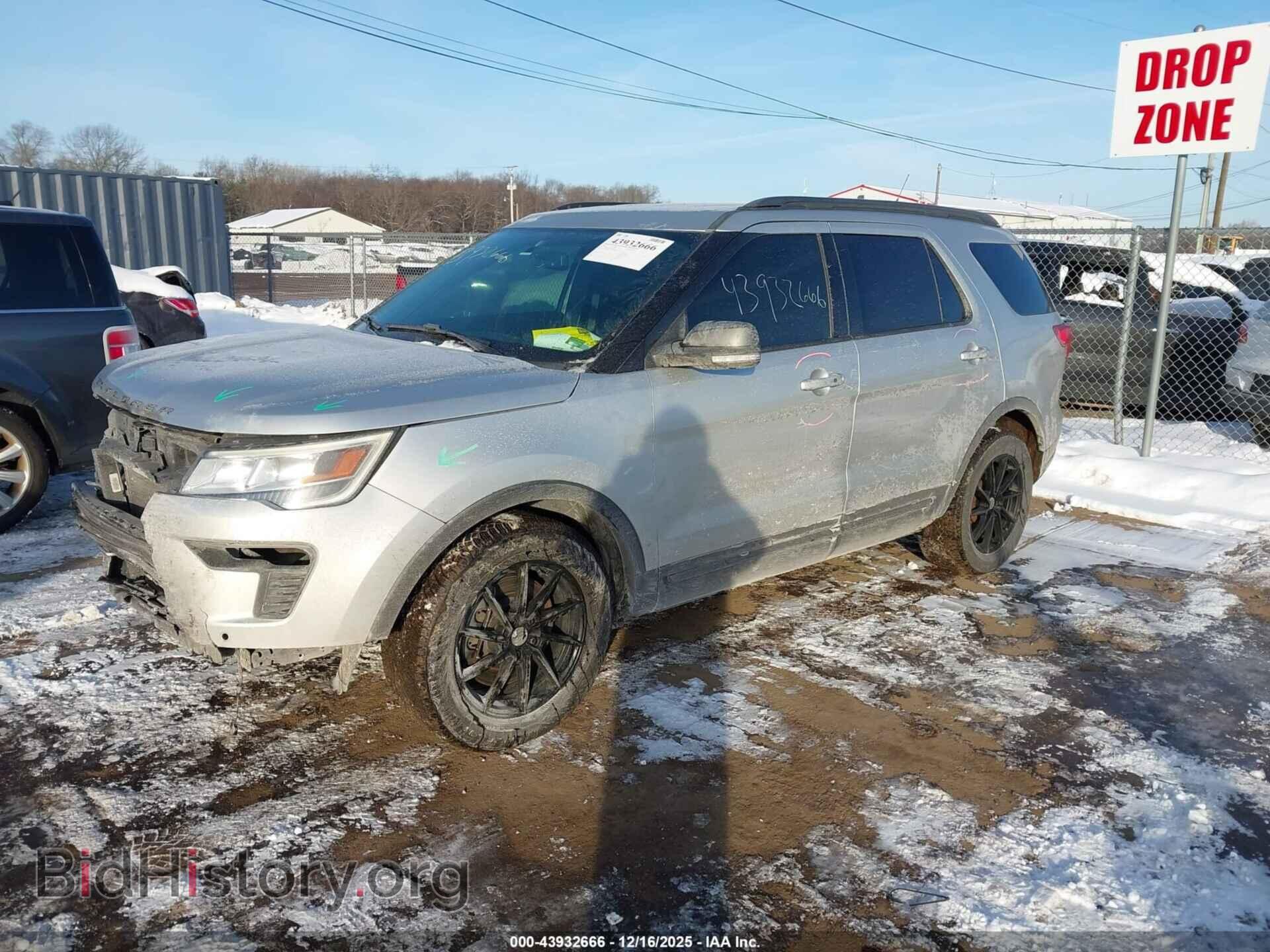 2018 FORD EXPLORER - VIN: 1FM5K7D82JGB44534 - Photo 2