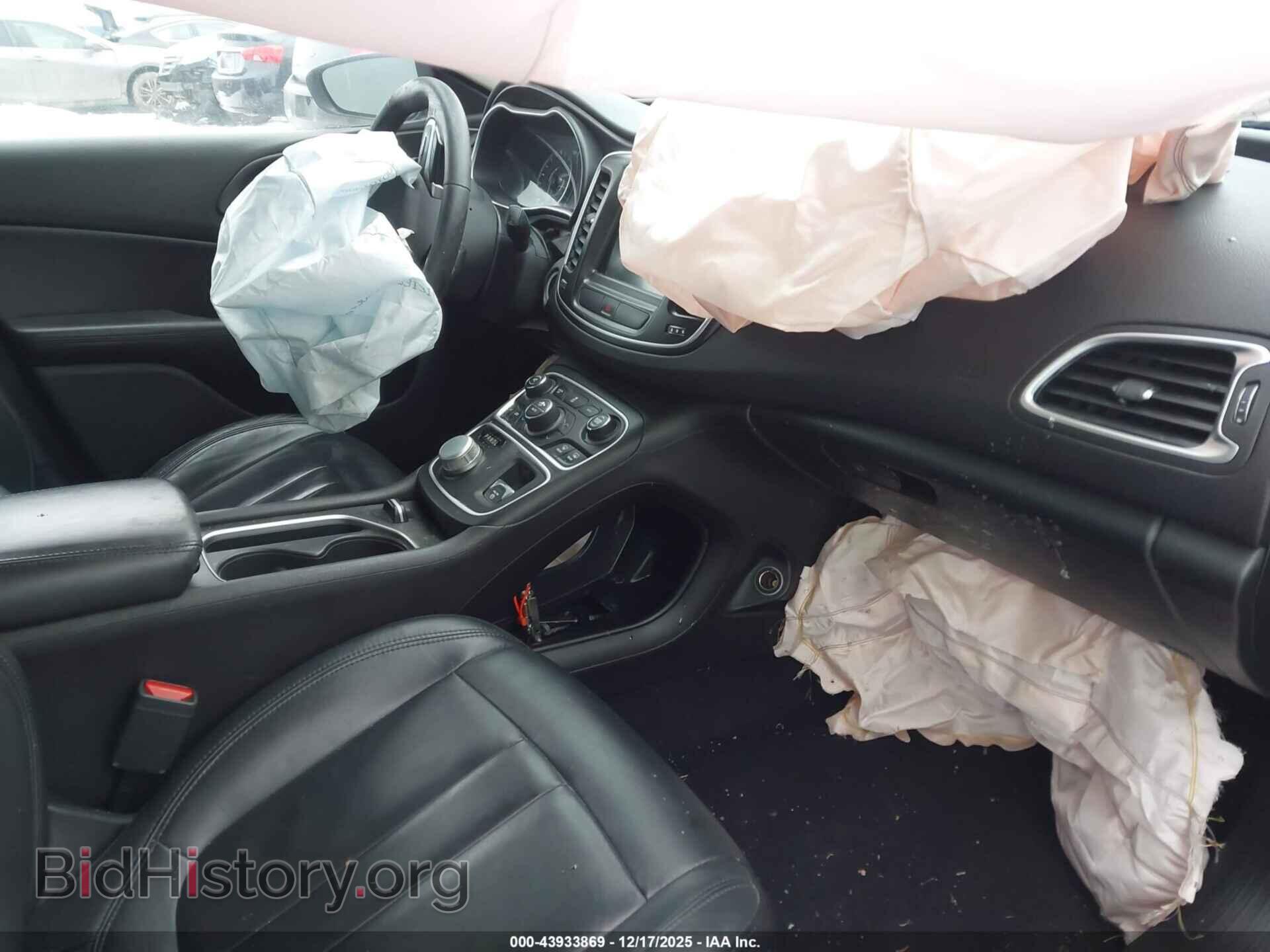 2017 CHRYSLER 200 - VIN: 1C3CCCAB0HN502824 - Фото 5