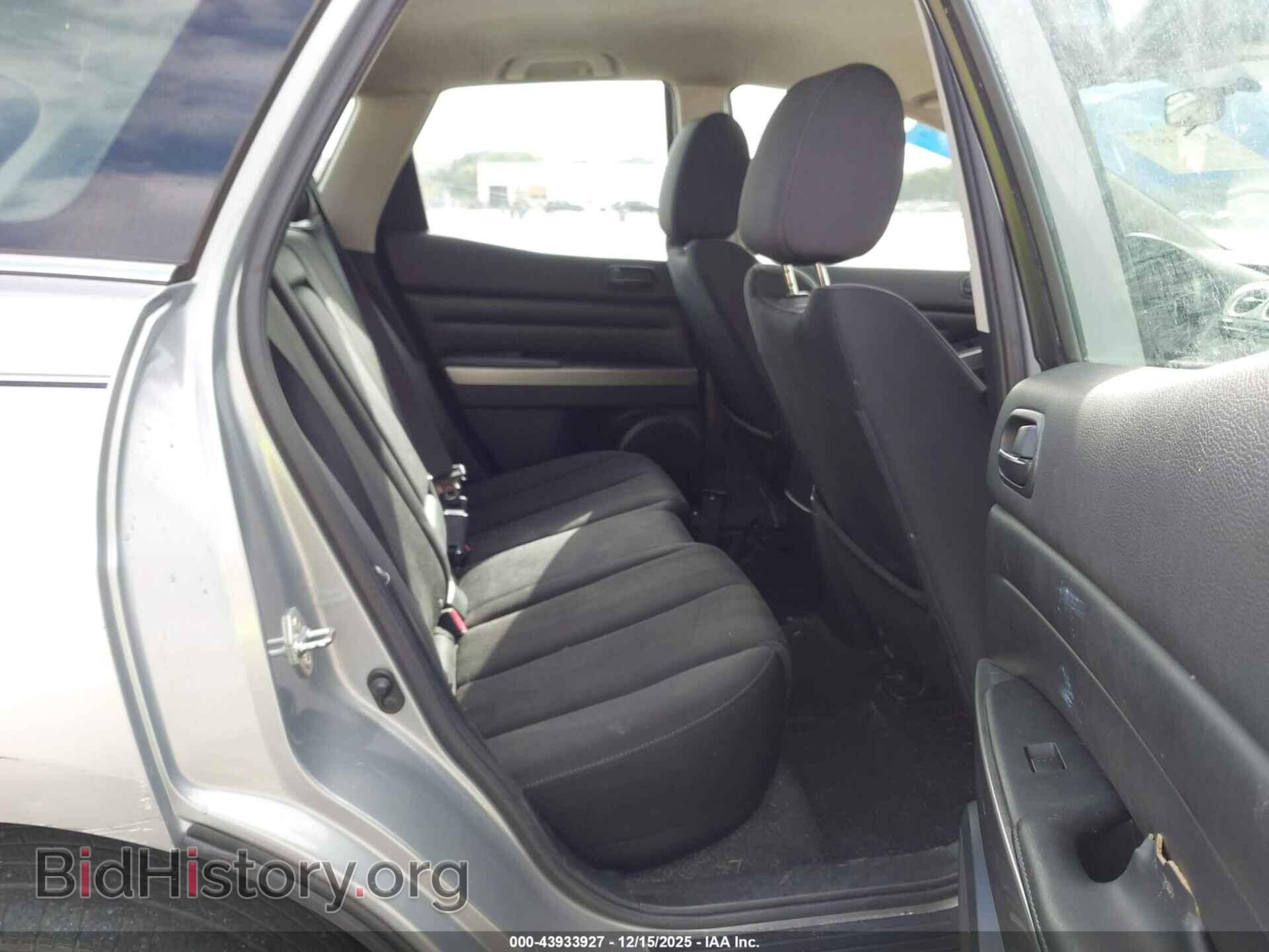 2011 MAZDA CX-7 - VIN: JM3ER2A57B0365660 - Фото 8