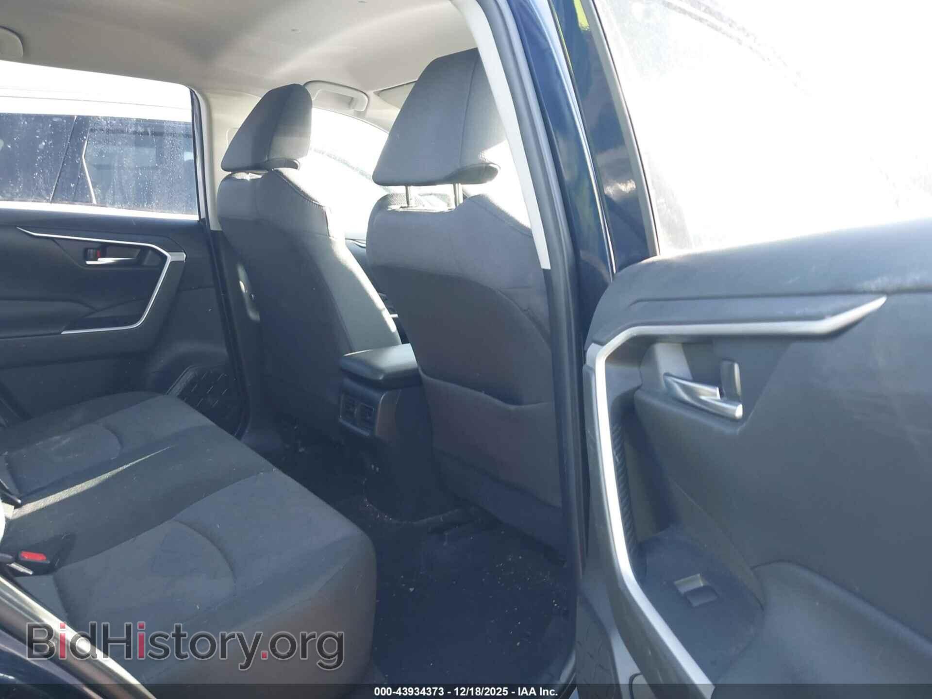 2021 TOYOTA RAV4 - VIN: JTMP1RFVXMD069375 - Фото 8