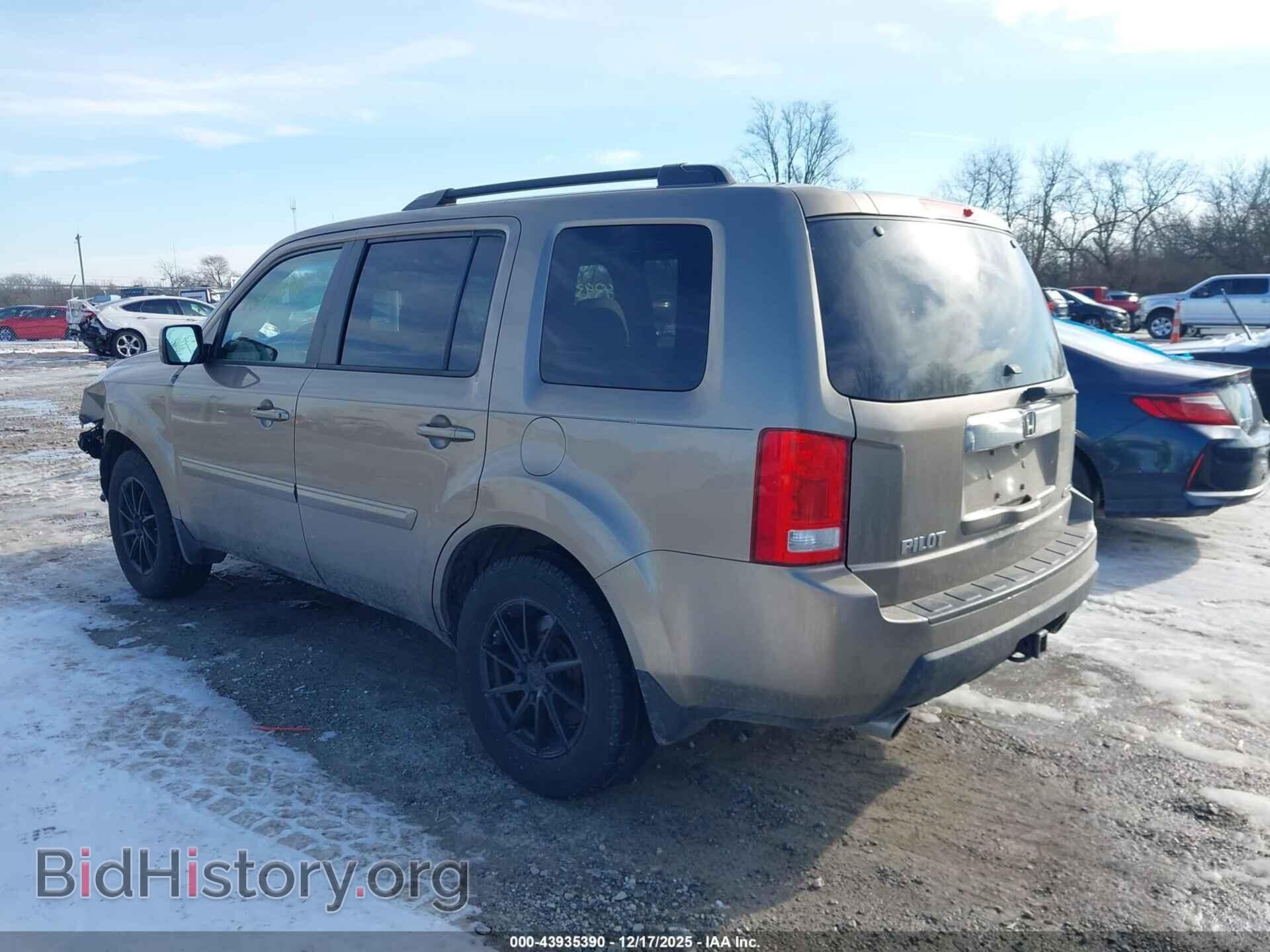 2011 HONDA PILOT - VIN: 5FNYF4H50BB072801 - Фото 3