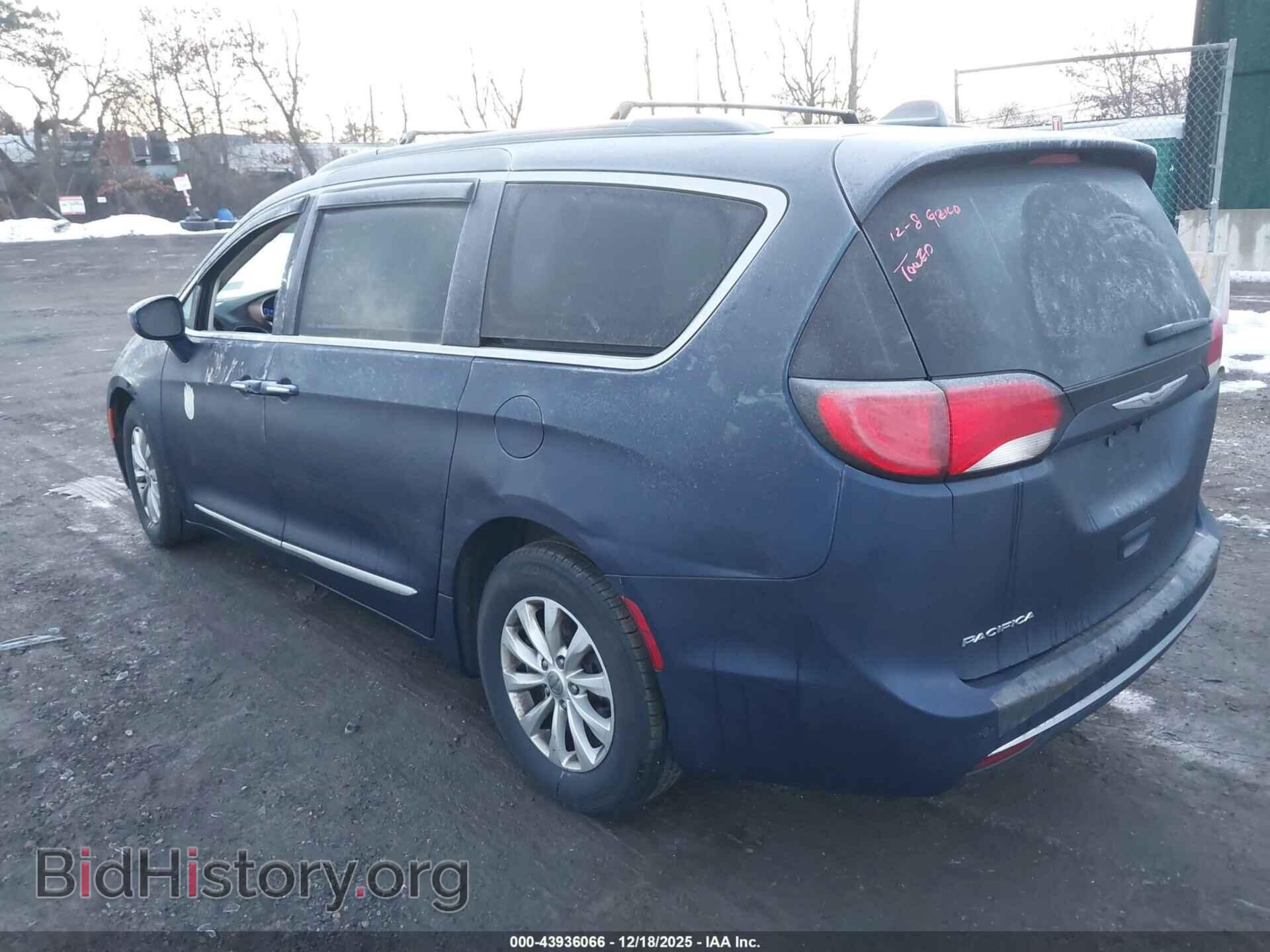 2017 CHRYSLER PACIFICA - VIN: 2C4RC1BG7HR633935 - Фото 3