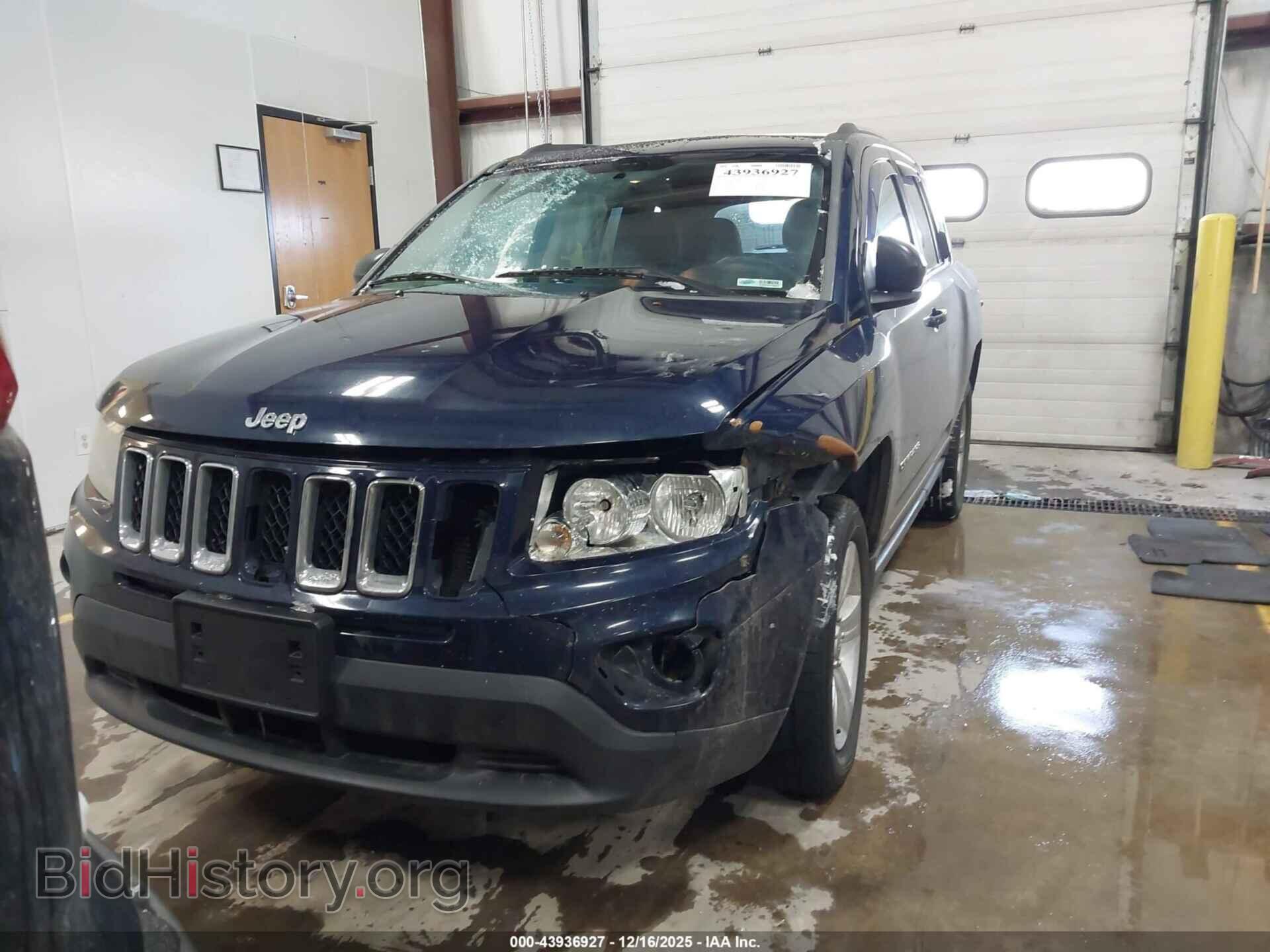 2012 JEEP COMPASS - VIN: 1C4NJCEA3CD685257 - Photo 12