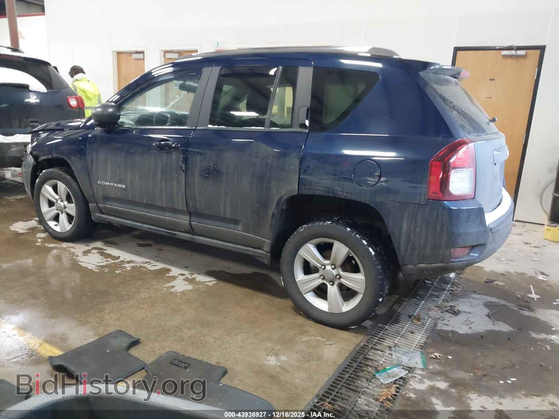 2012 JEEP COMPASS - VIN: 1C4NJCEA3CD685257 - Photo 3