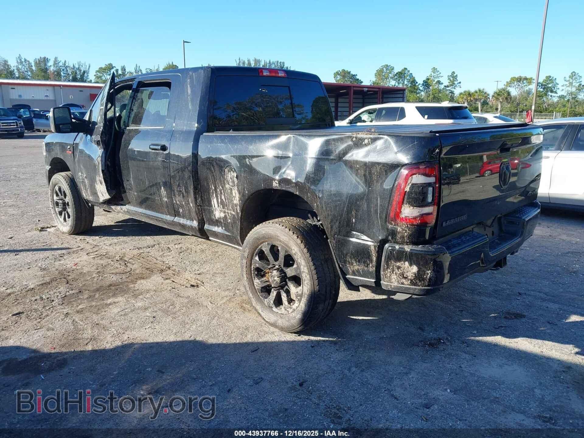 2024 RAM 2500 - VIN: 3C6UR5NL5RG190093 - Фото 3