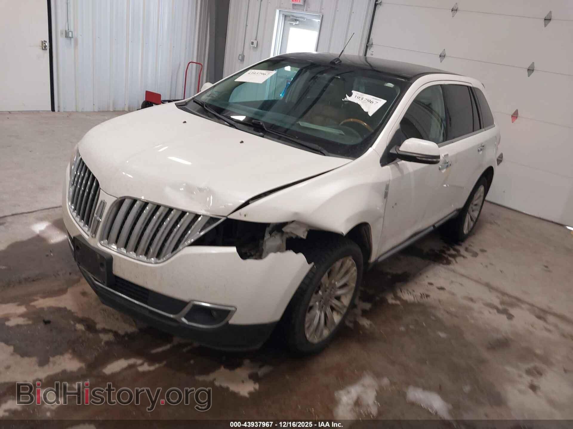 2015 LINCOLN MKX - VIN: 2LMDJ8JK0FBL28779 - Фото 2