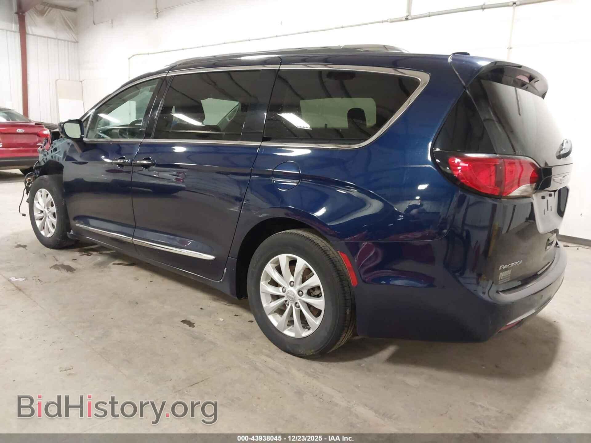 2019 CHRYSLER PACIFICA - VIN: 2C4RC1BG9KR507454 - Фото 3