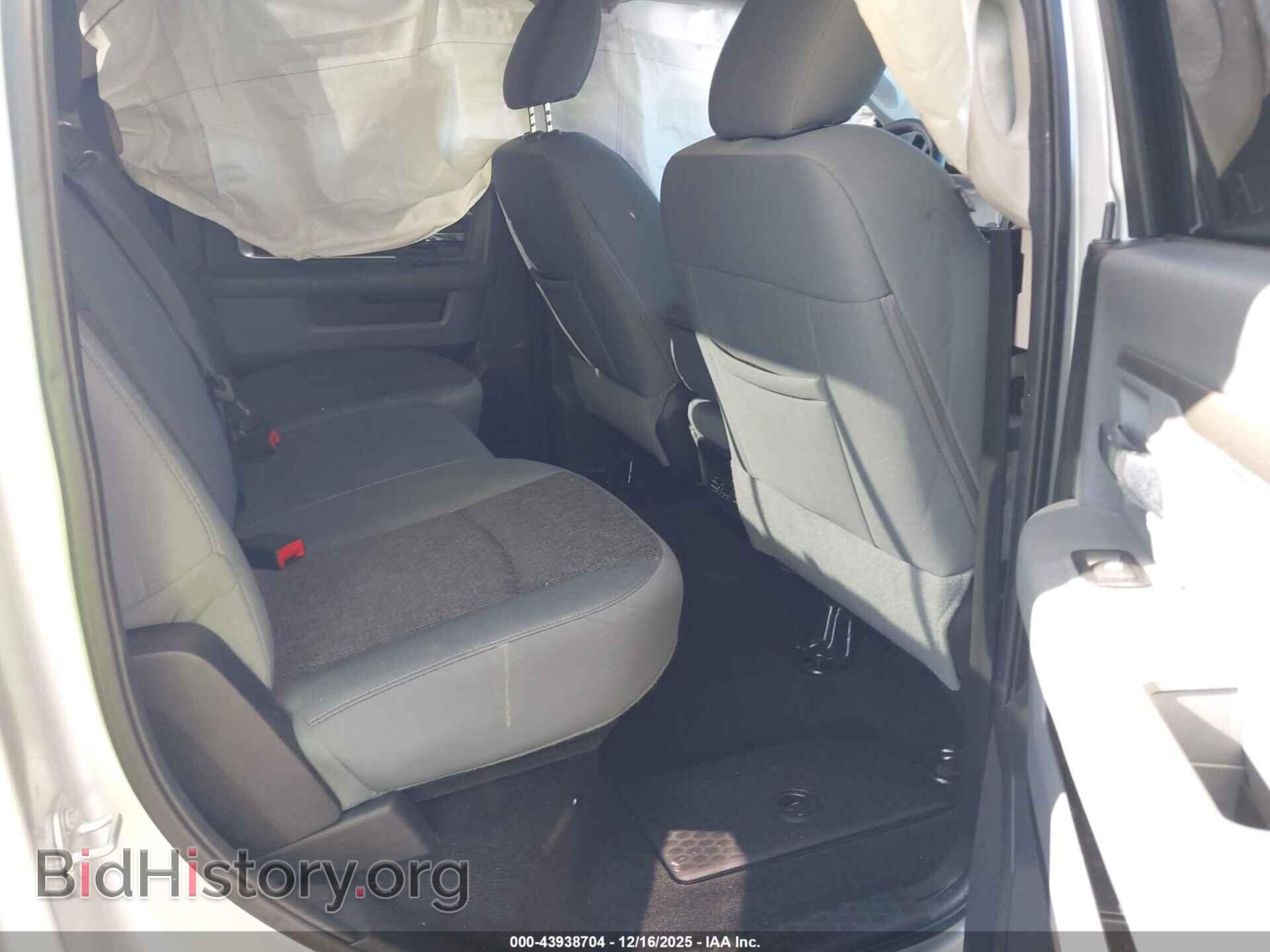 2016 RAM 1500 - VIN: 1C6RR7LG2GS364246 - Фото 8