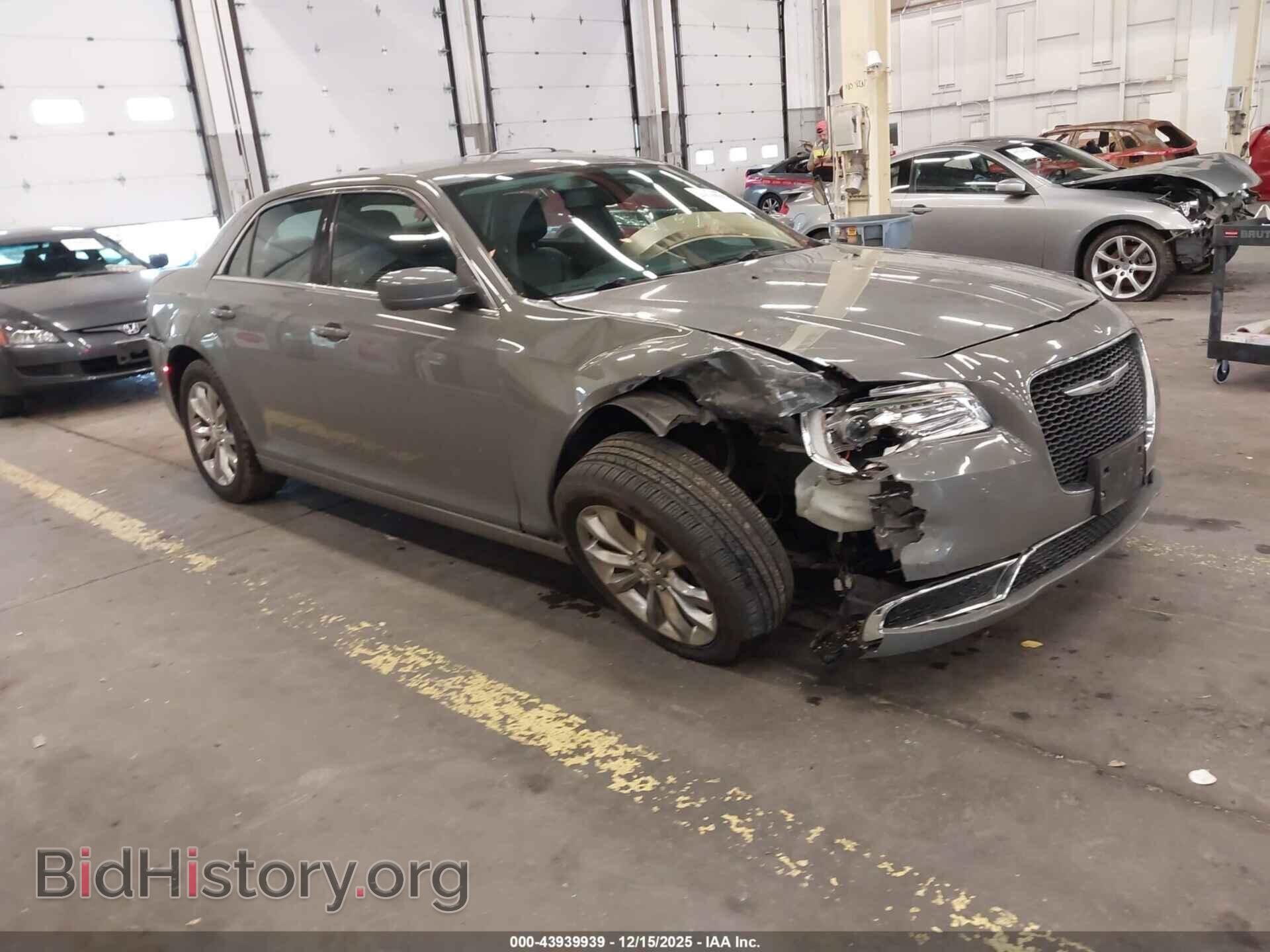 Photo 2C3CCARG8KH524137 - CHRYSLER 300 2019