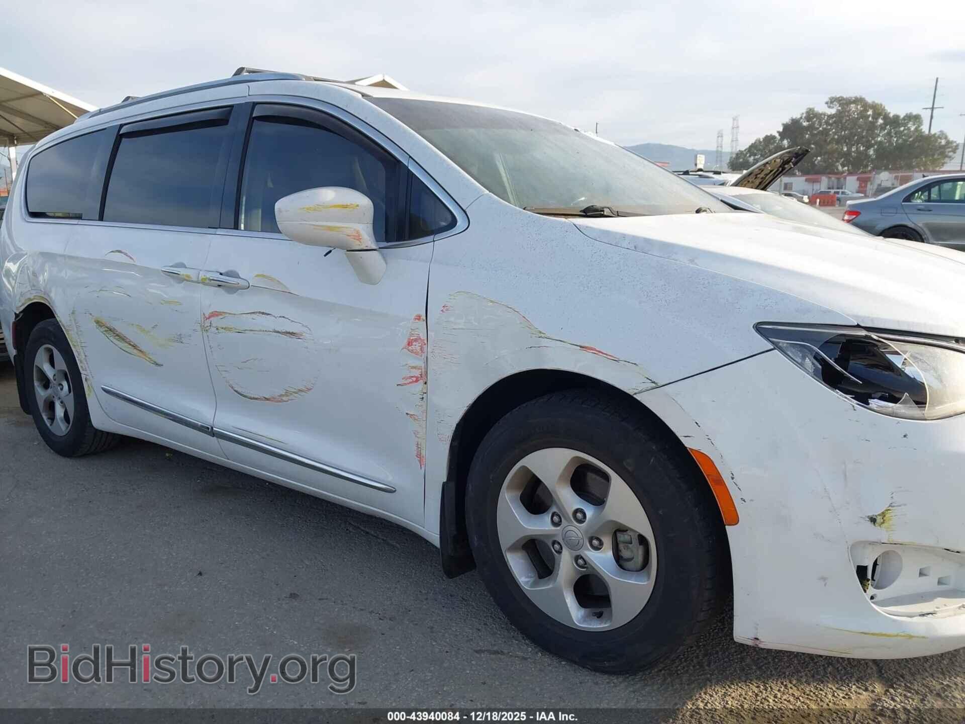 2017 CHRYSLER PACIFICA - VIN: 2C4RC1EG8HR811606 - Photo 6