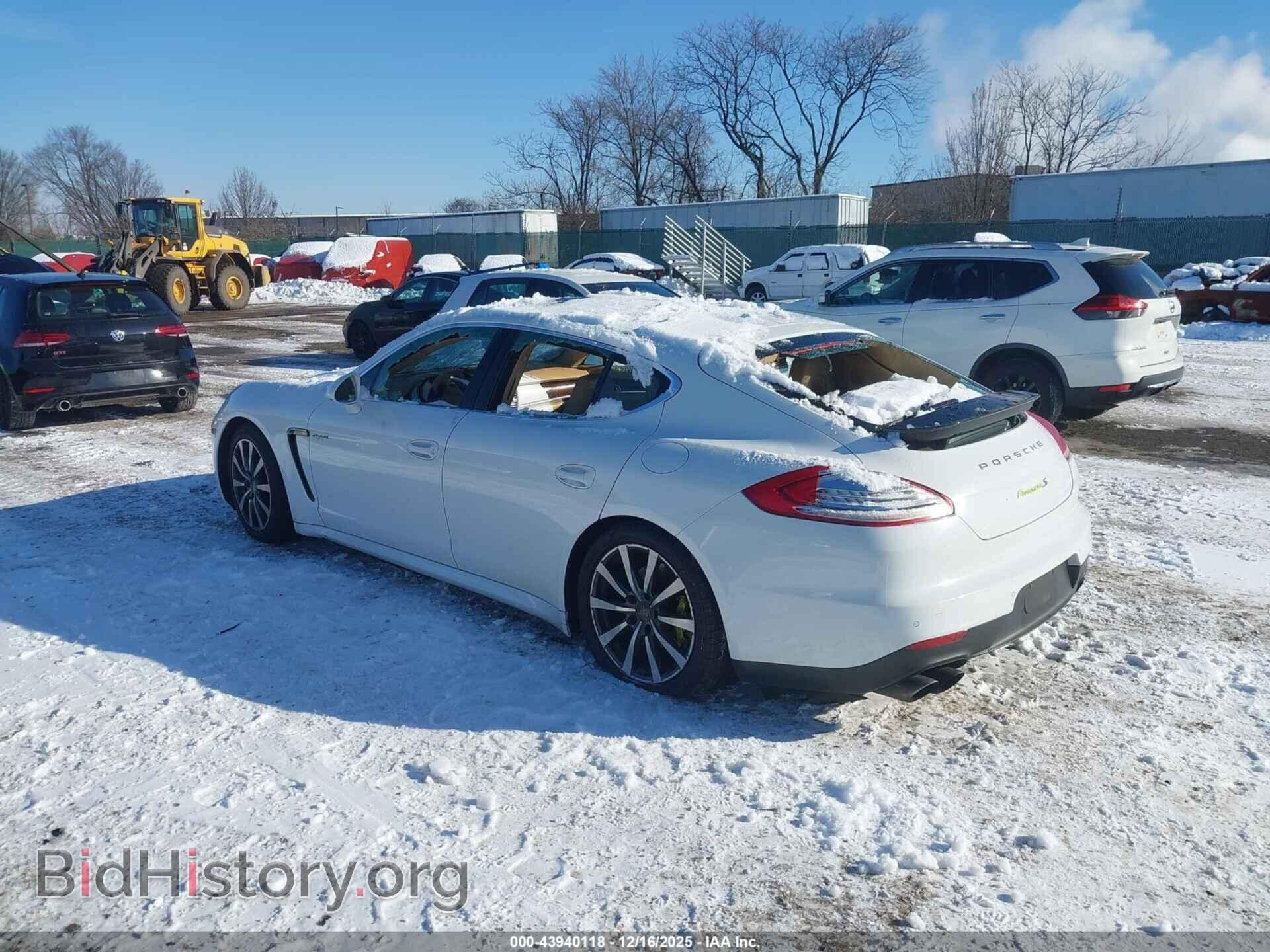 2014 PORSCHE PANAMERA E-HYBRID - VIN: WP0AD2A77EL044891 - Фото 3