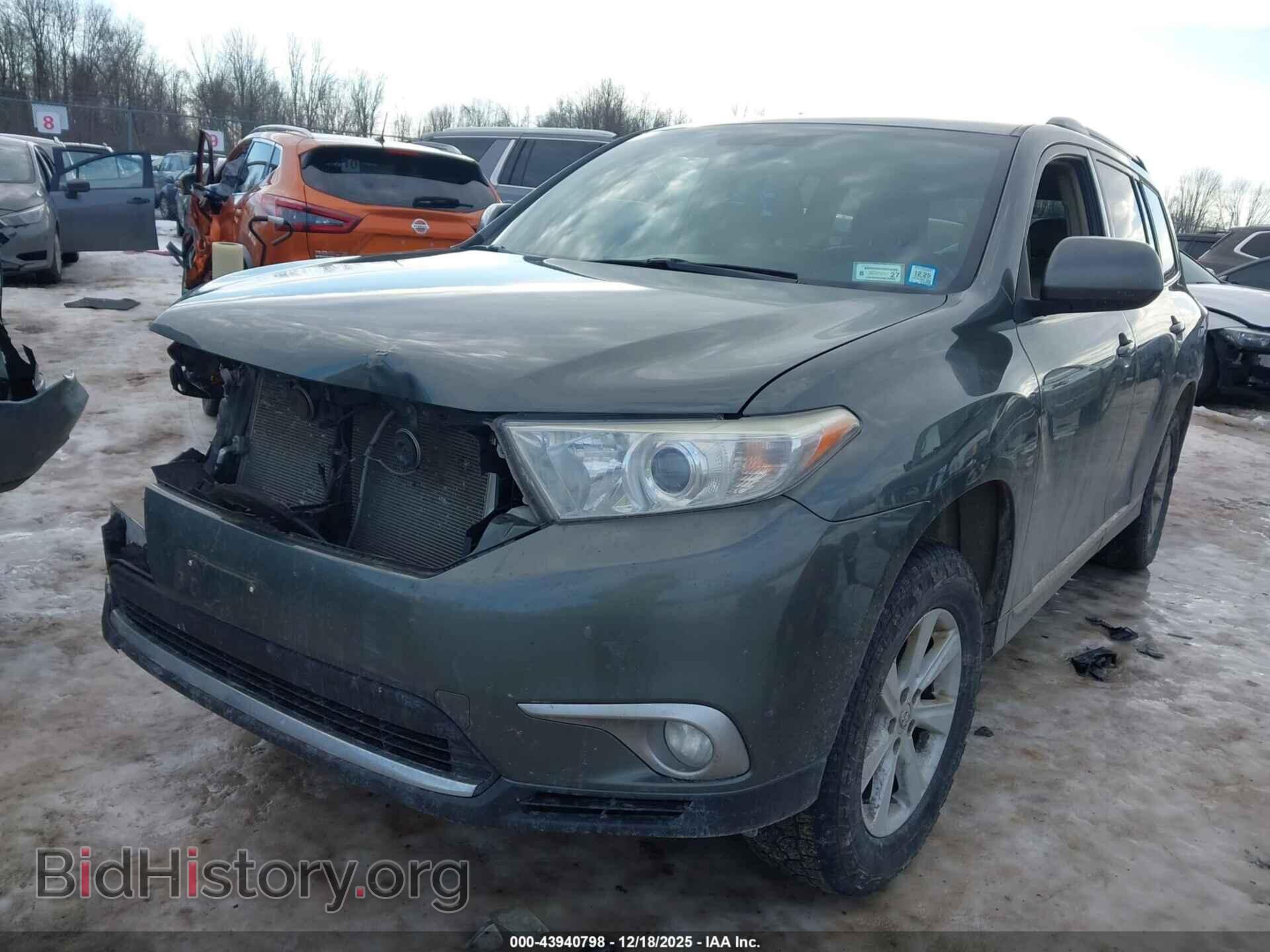 2013 TOYOTA HIGHLANDER - VIN: 5TDBK3EH8DS239172 - Фото 2