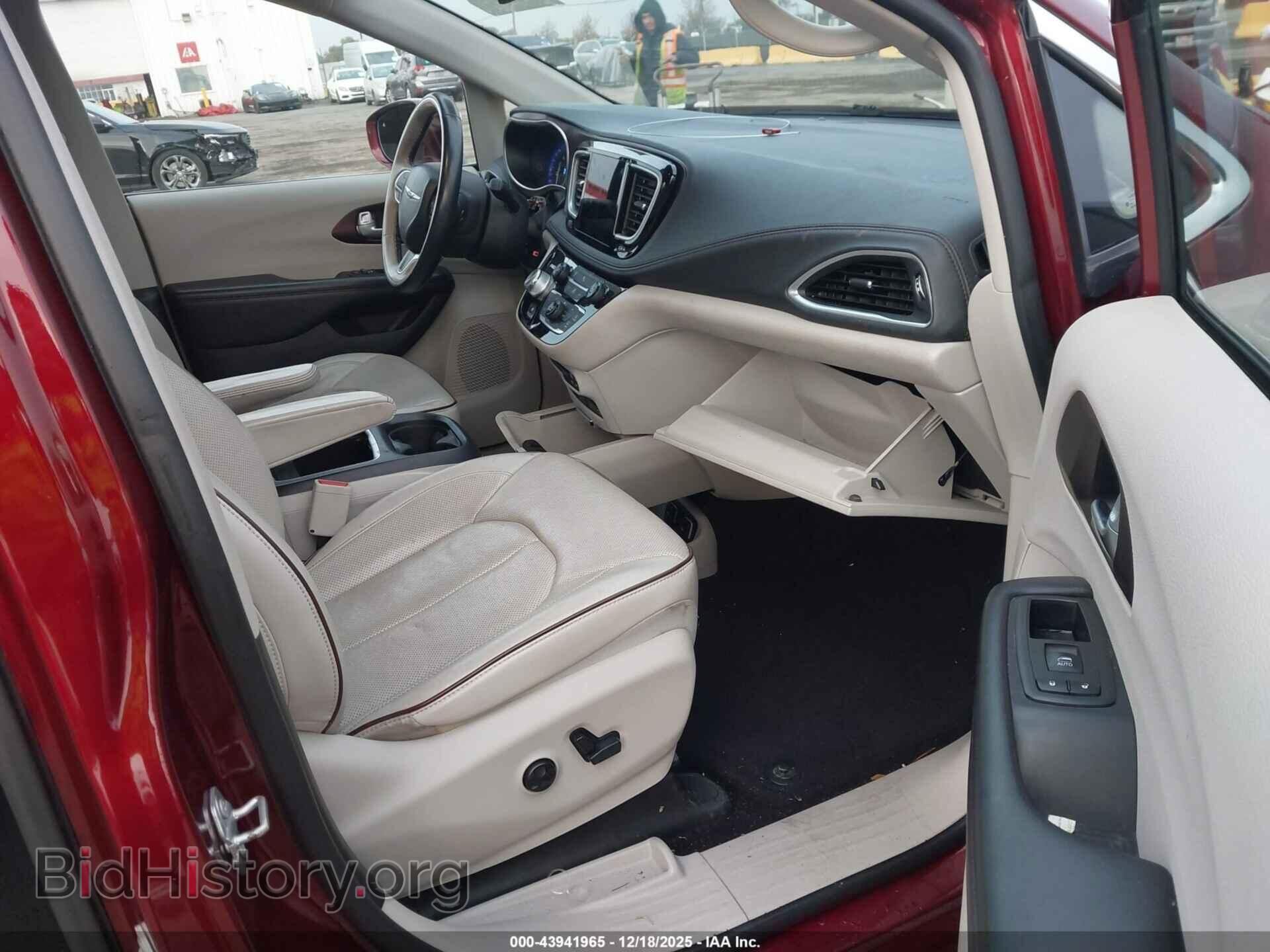 2017 CHRYSLER PACIFICA - VIN: 2C4RC1GG3HR812529 - Фото 5