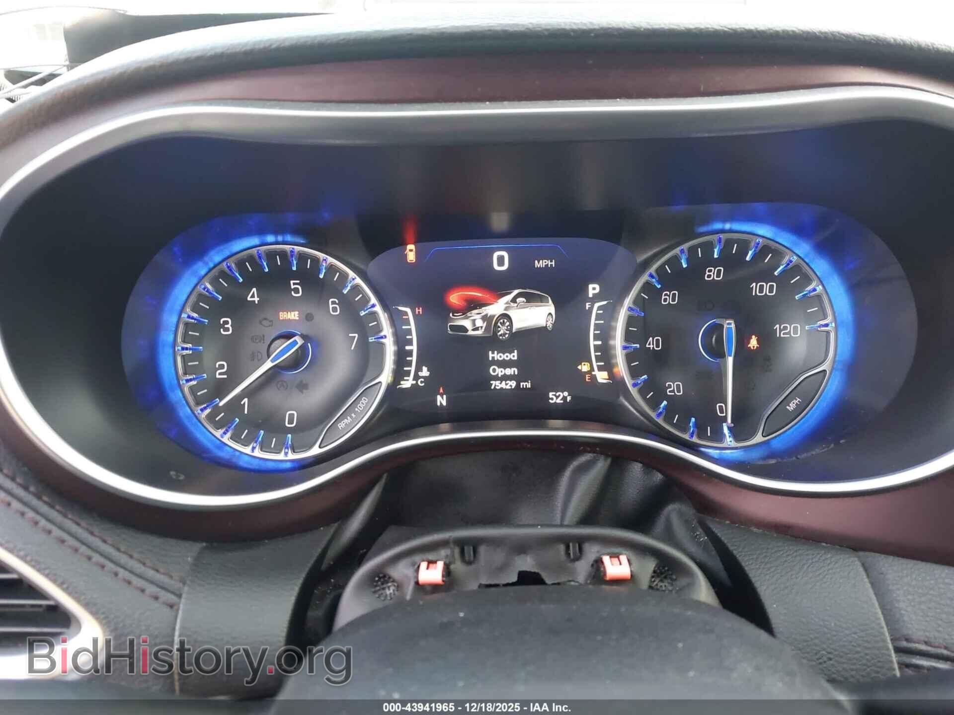 2017 CHRYSLER PACIFICA - VIN: 2C4RC1GG3HR812529 - Фото 7
