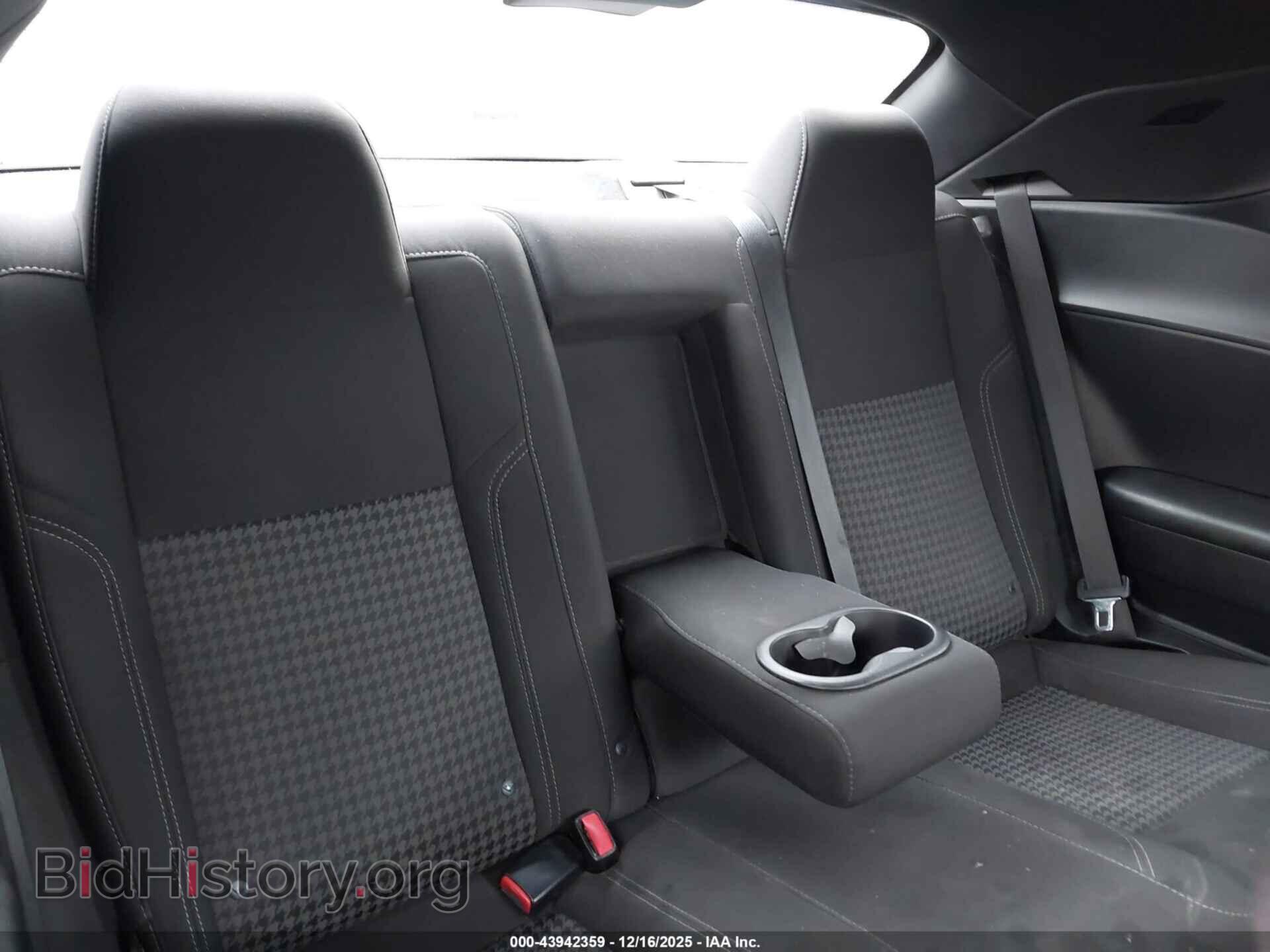 2015 DODGE CHALLENGER - VIN: 2C3CDZAG4FH711064 - Фото 8
